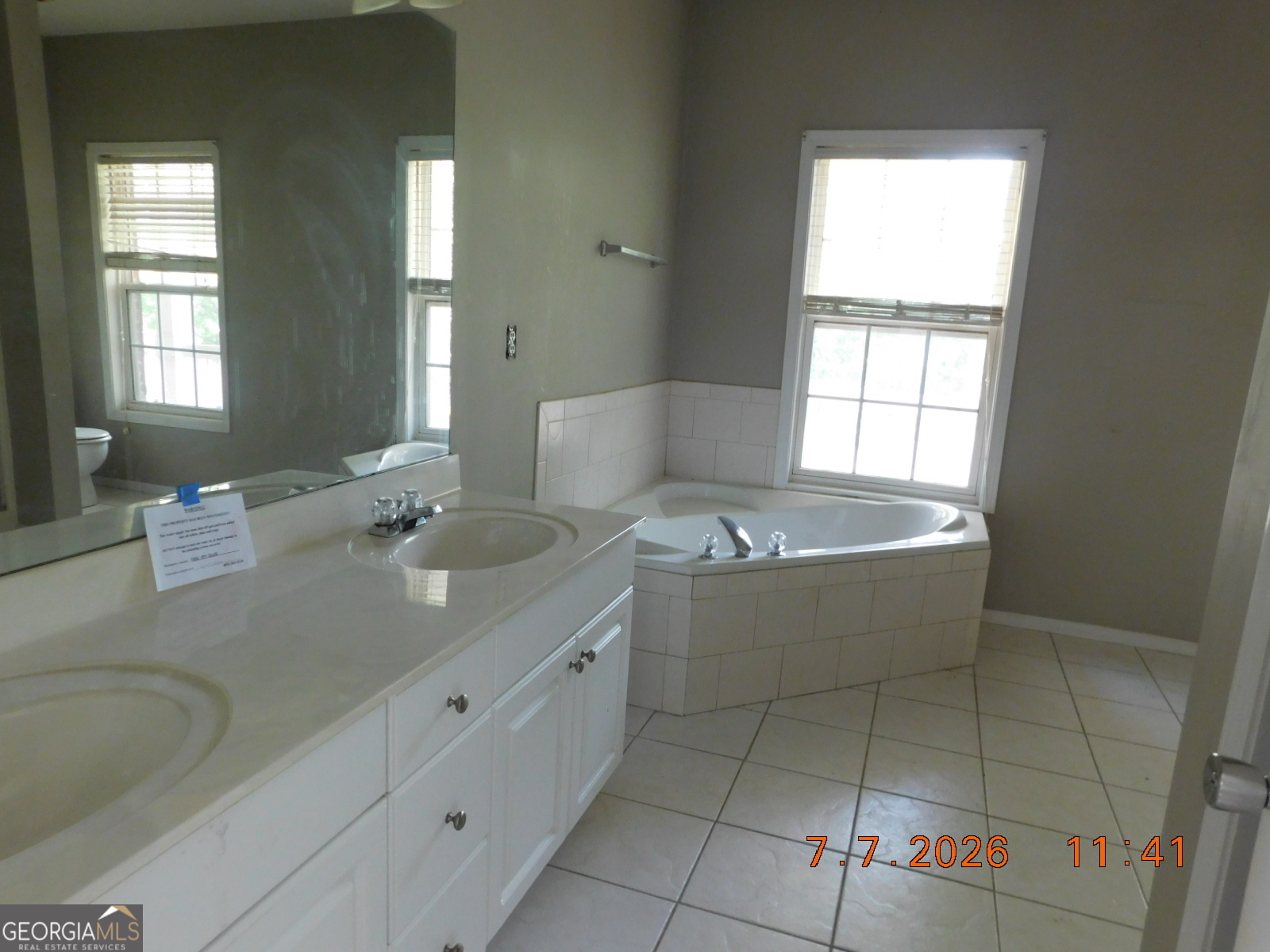 284 Valley Way Property Photo 9