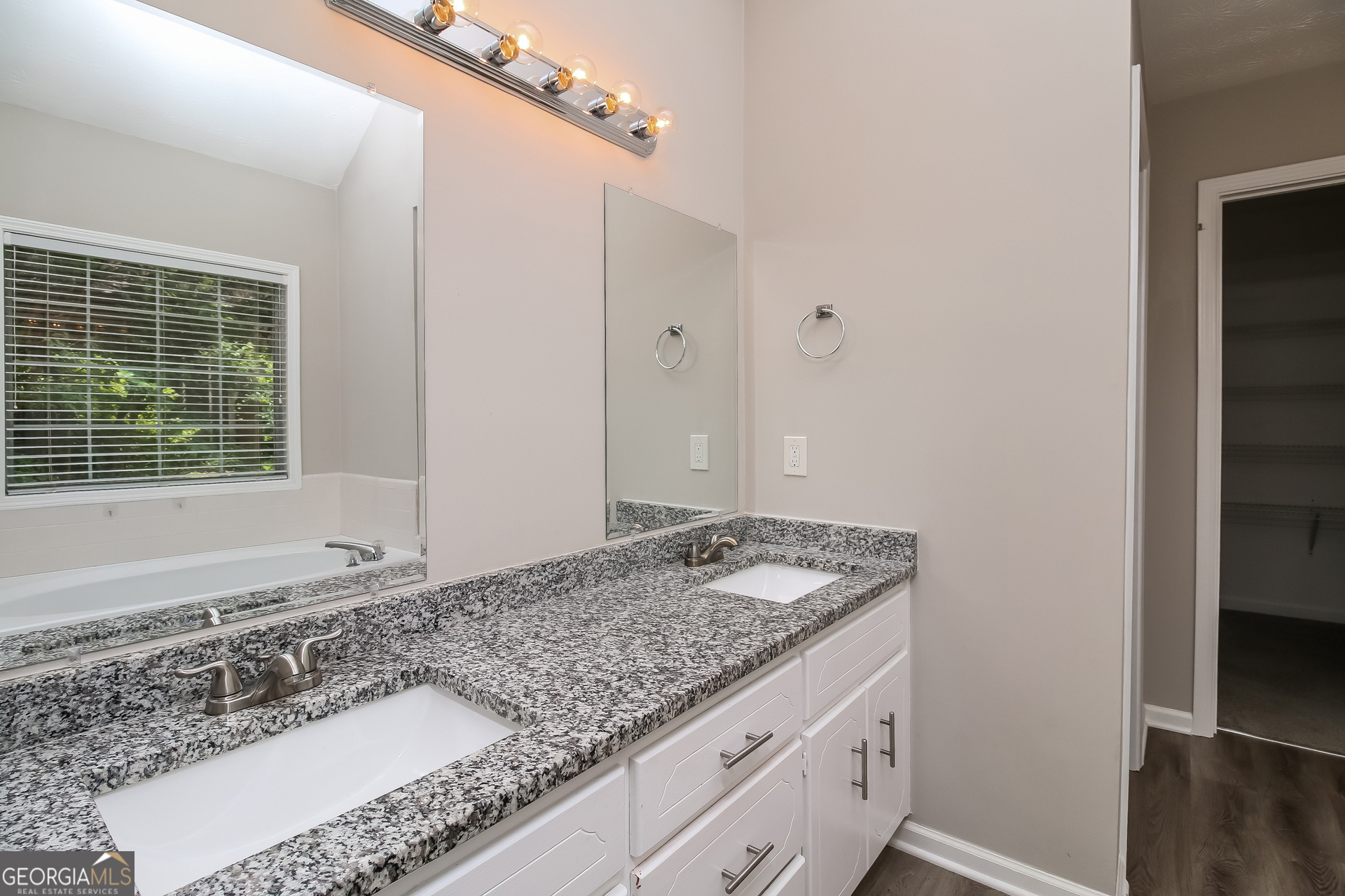 45 Dunning Keep Property Photo 10