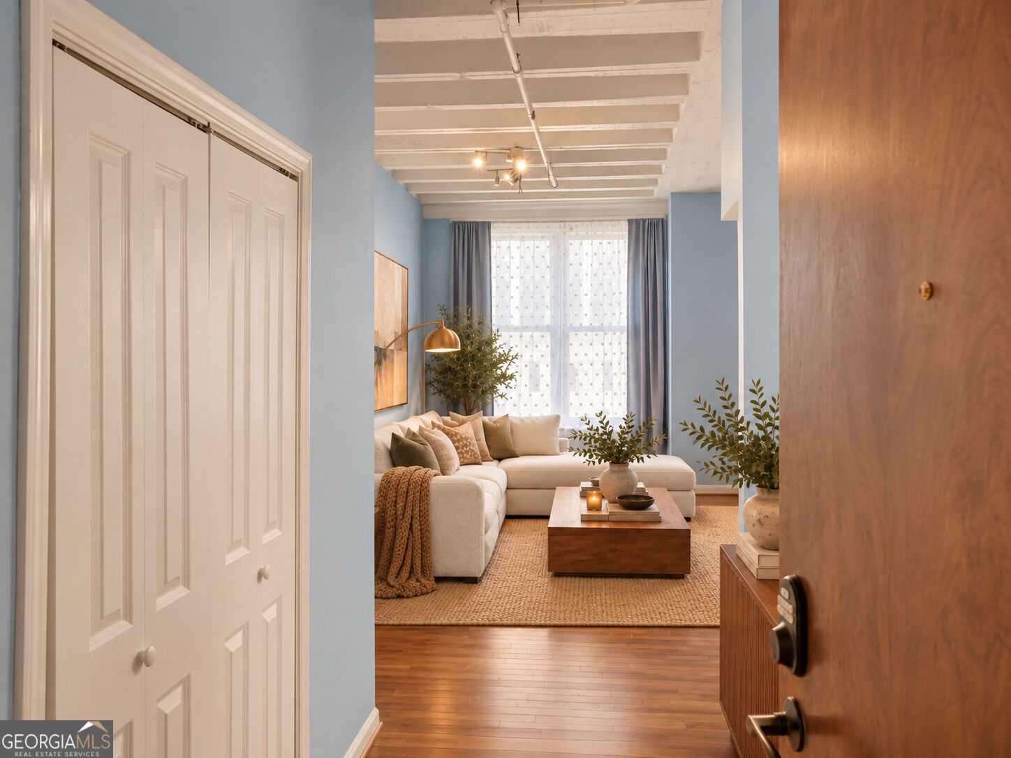 32 Peachtree Street Nw # 703 Property Photo 1