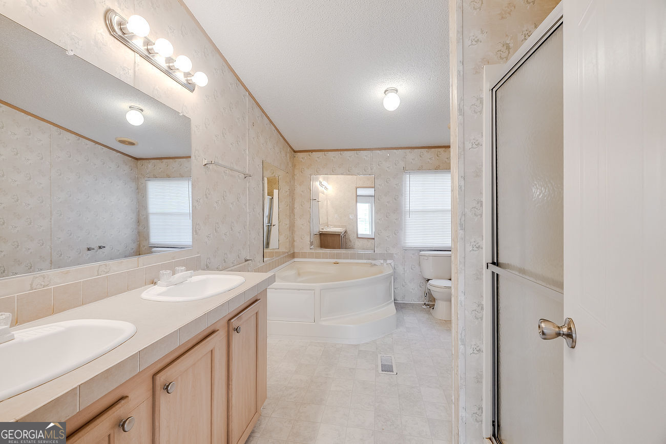 437 Burkhalter Circle Property Photo 14