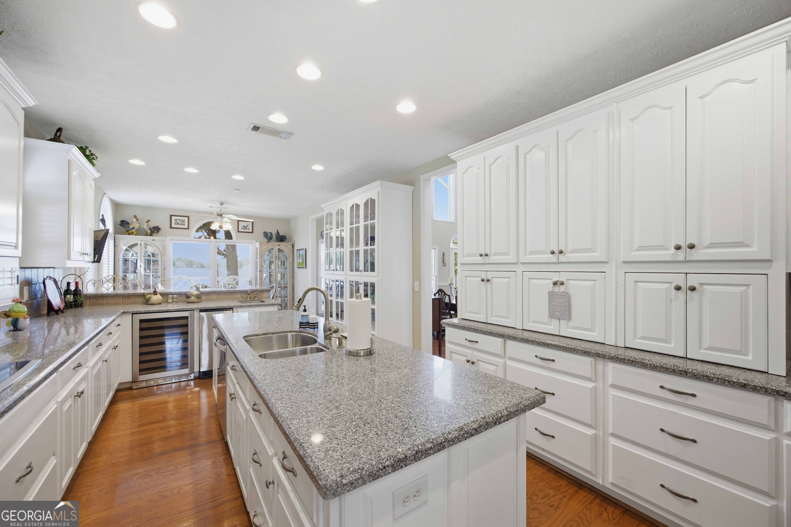 275 Lee Road 897 Property Photo 17