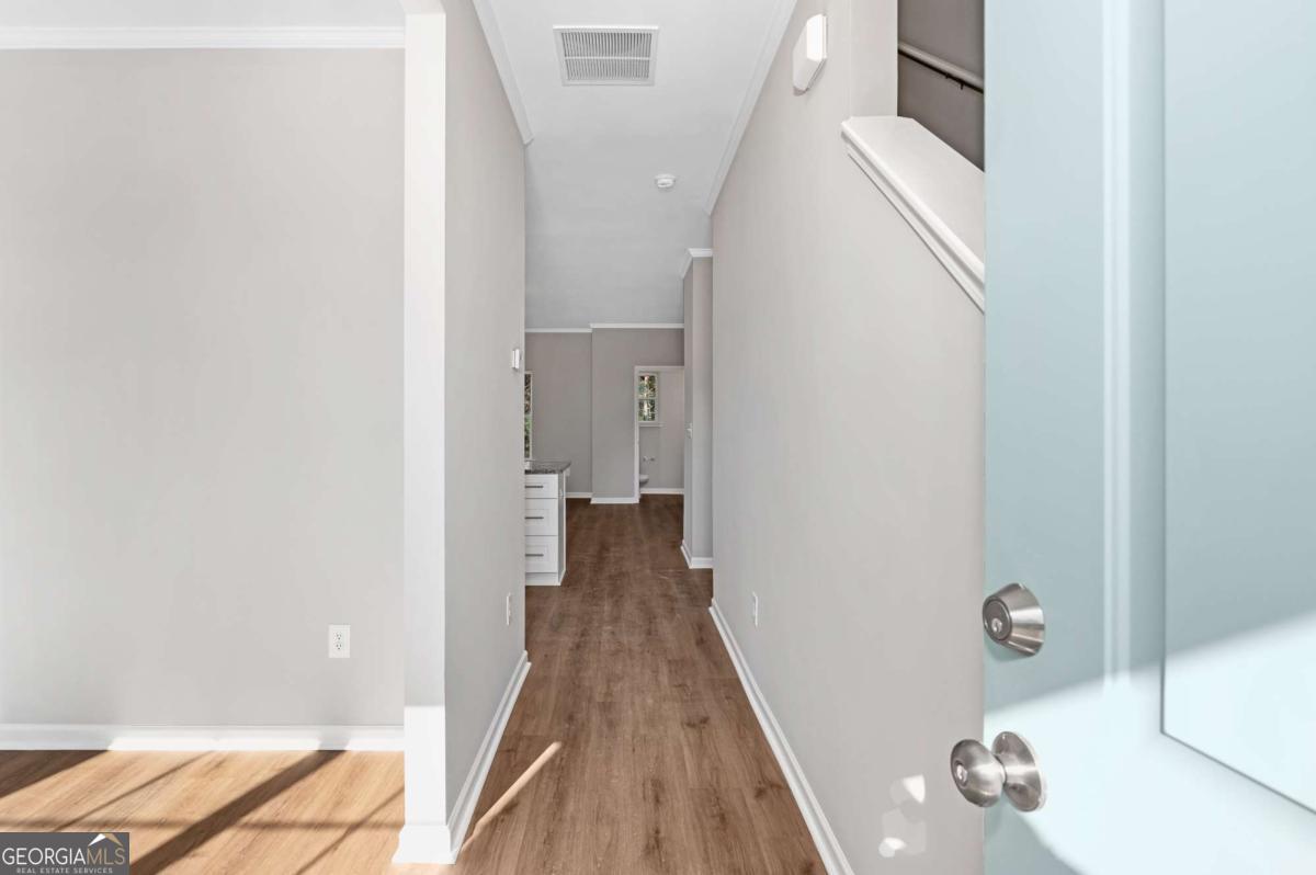 2834 Laurel Ridge Circle Property Photo 2