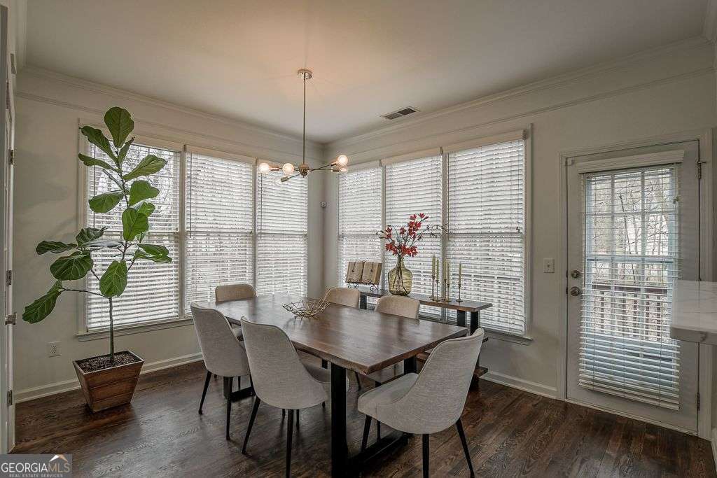 2436 Leaf Hollow Court Se Property Photo 7