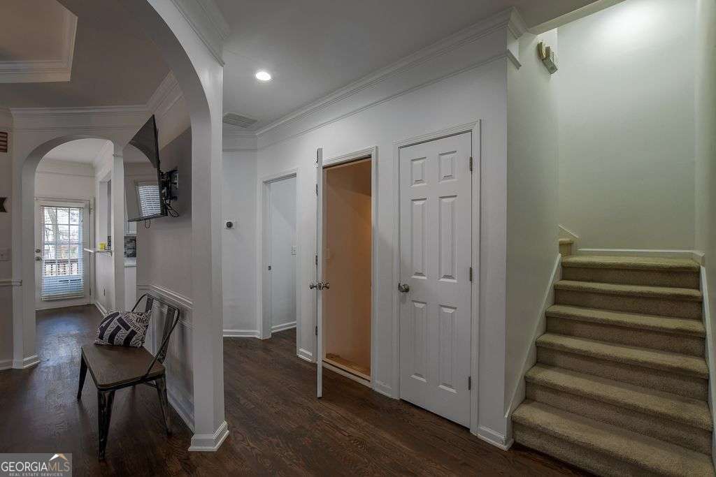 2436 Leaf Hollow Court Se Property Photo 12