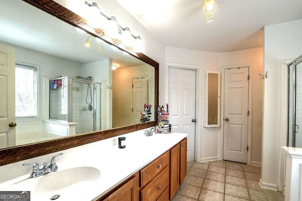 2436 Leaf Hollow Court Se Property Photo 19