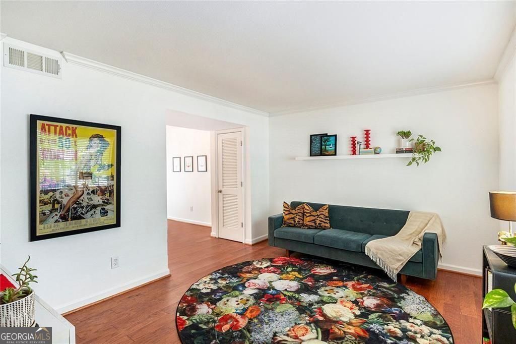 6940 Roswell Road # 16B Property Photo 1