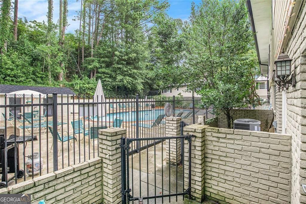 6940 Roswell Road # 16b Property Photo 25