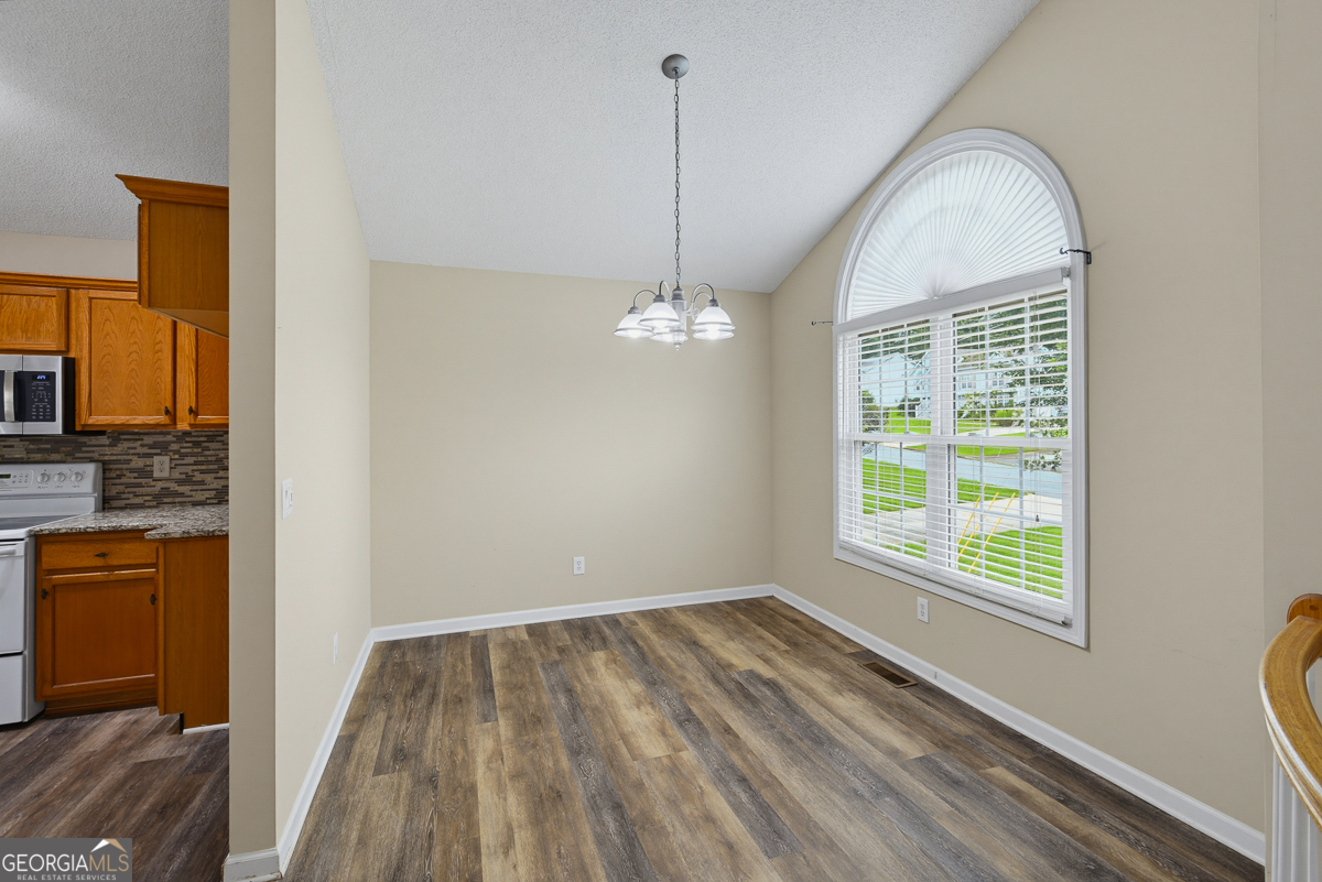 168 Oakview Drive Property Photo 15