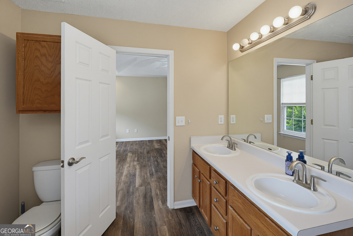 168 Oakview Drive Property Photo 22
