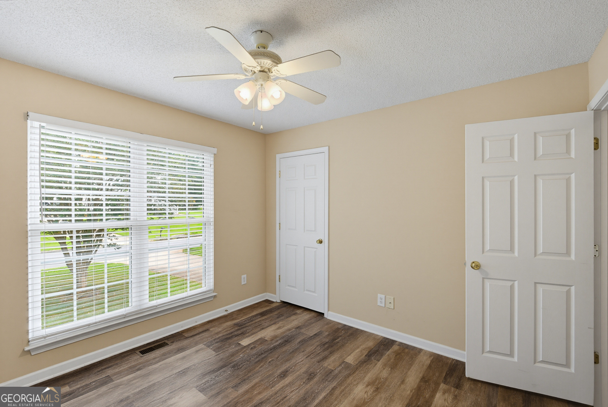 168 Oakview Drive Property Photo 25