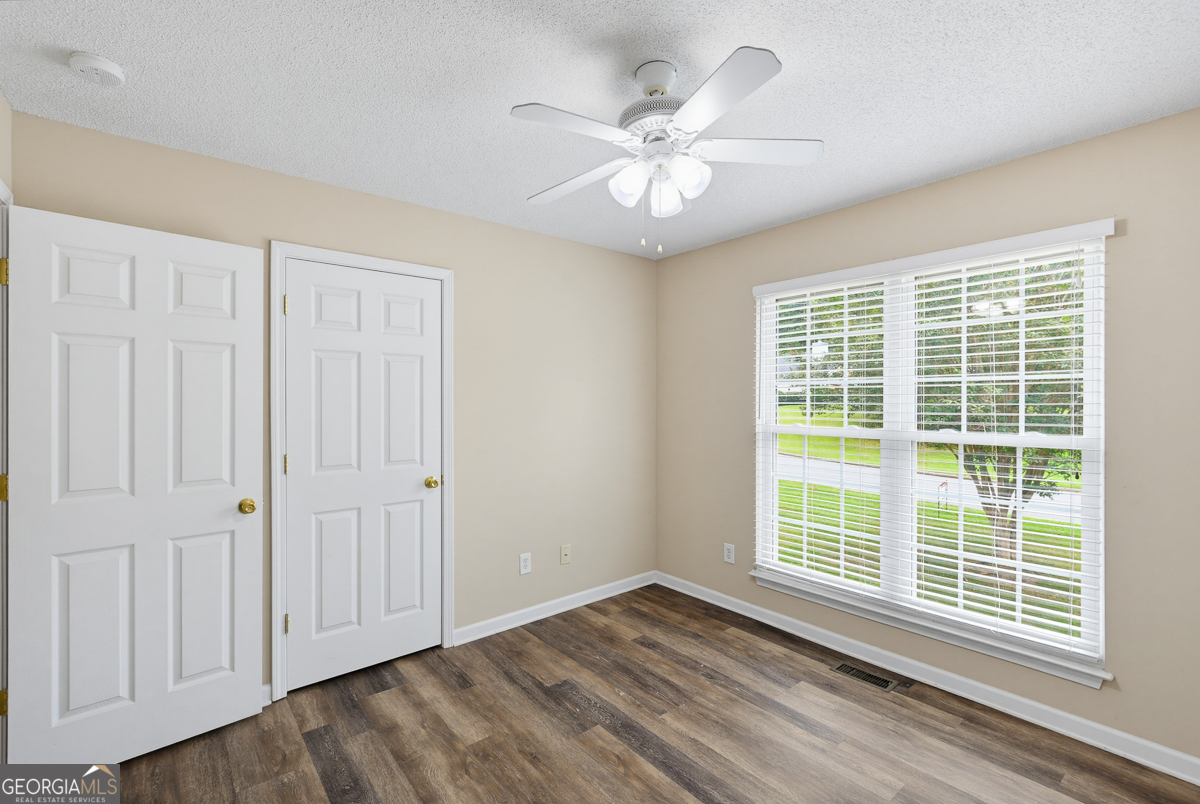 168 Oakview Drive Property Photo 27