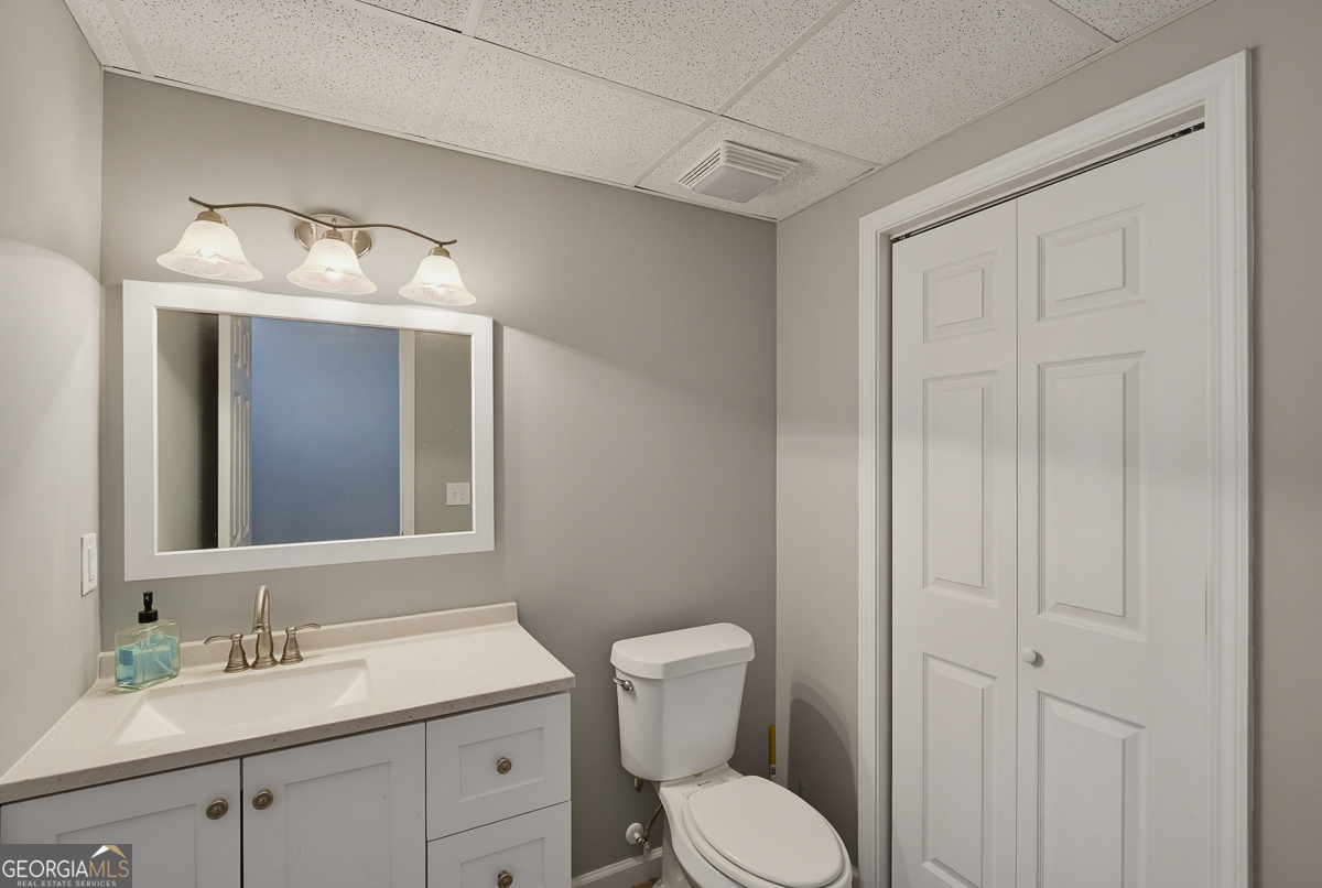 168 Oakview Drive Property Photo 34