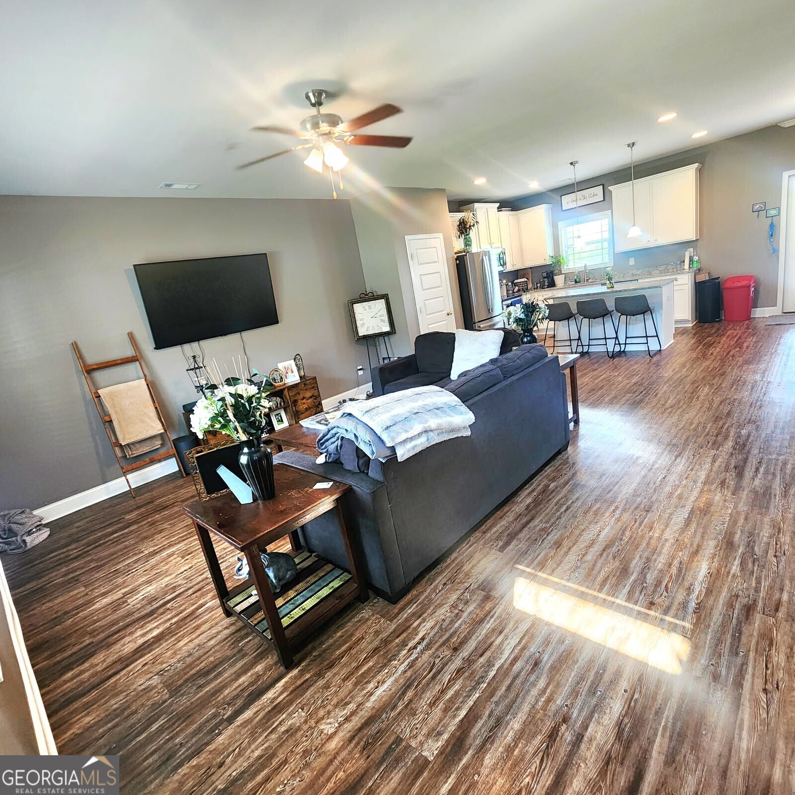 1206 Coldwater Court Property Photo 3
