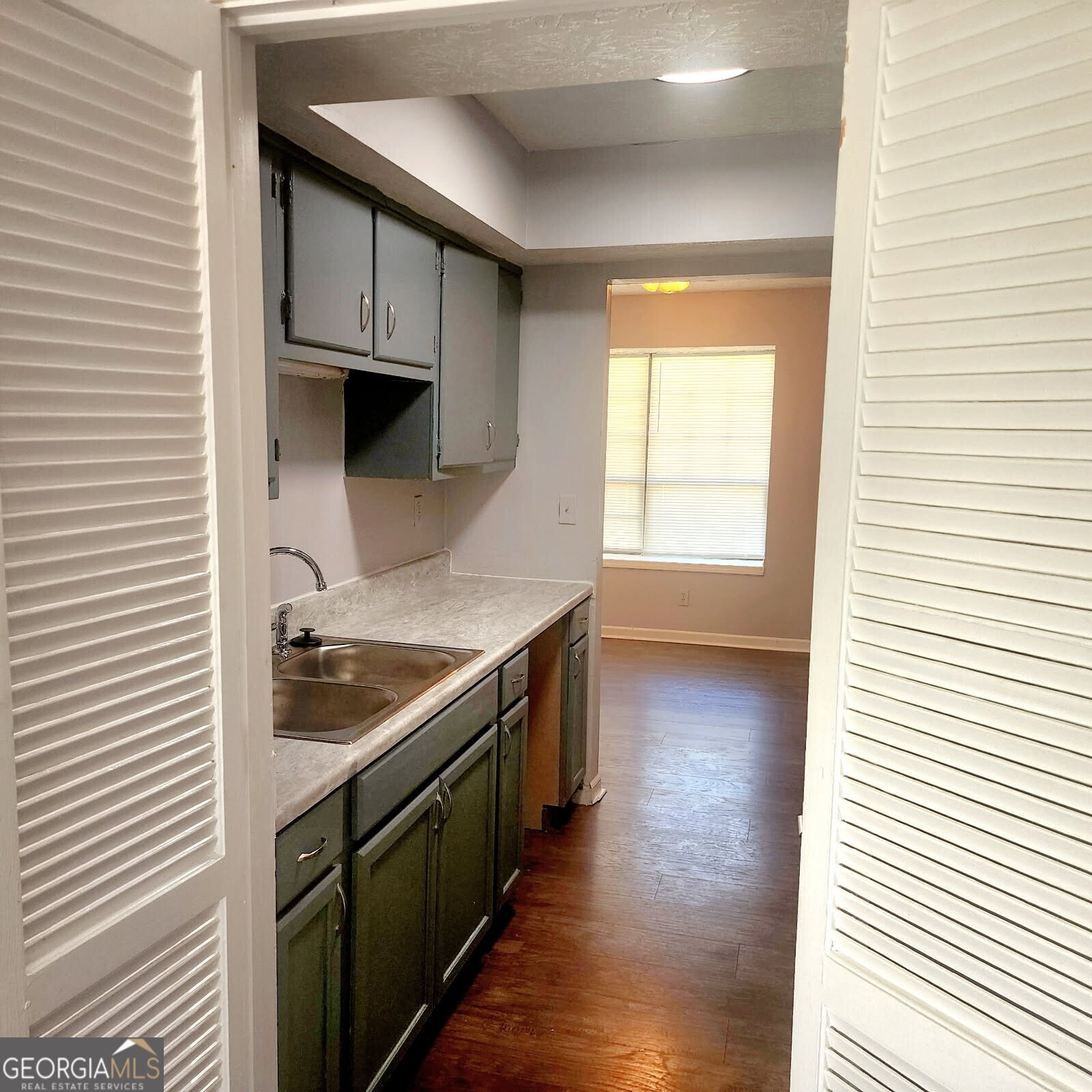 6572 Sleepy Hollow Lane Property Photo 6