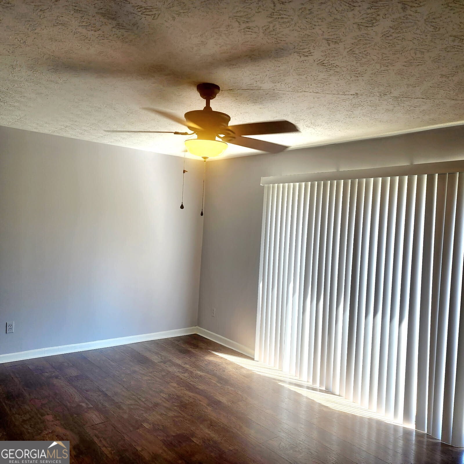 6572 Sleepy Hollow Lane Property Photo 9