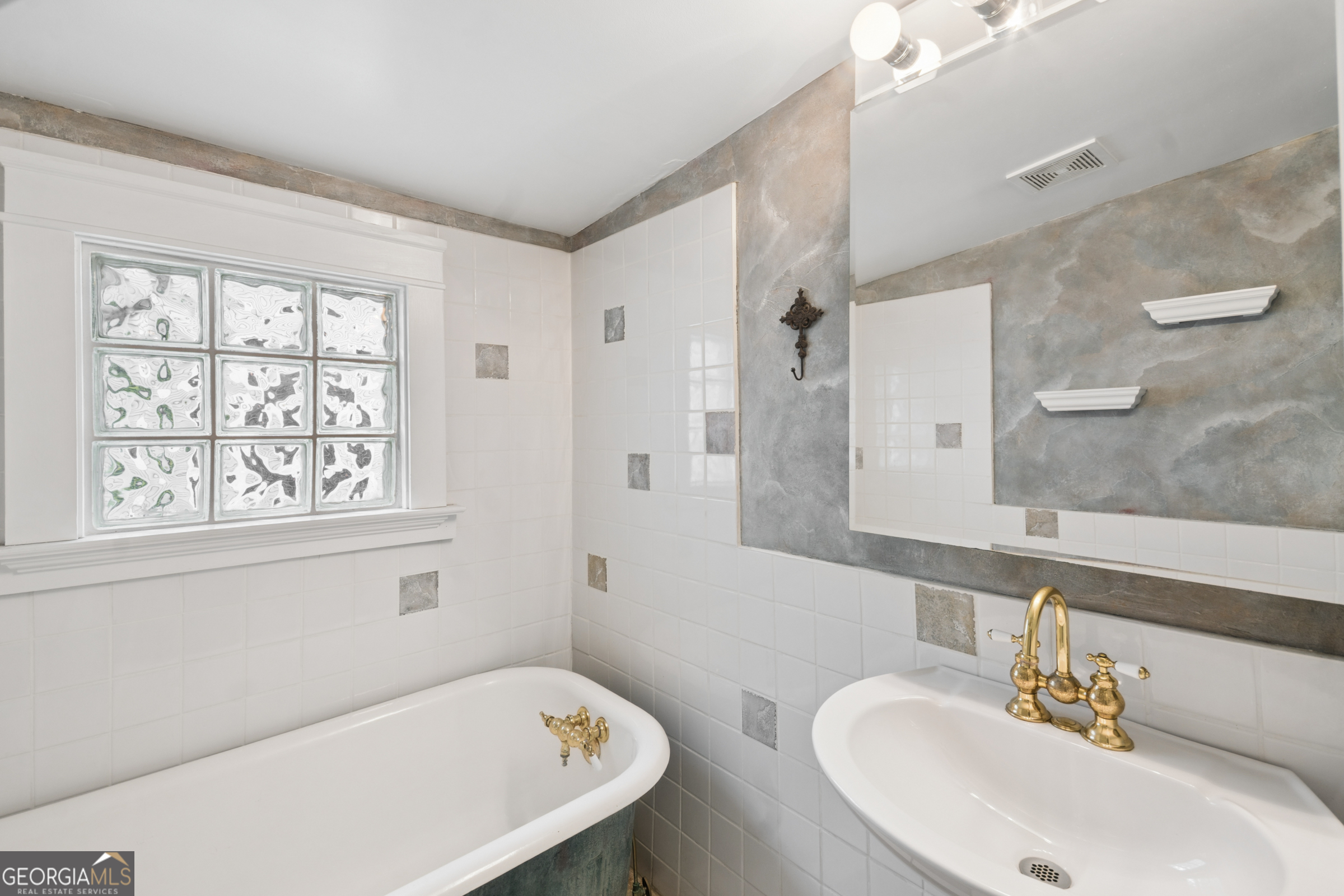1301 Mclendon Avenue Ne Property Photo 28