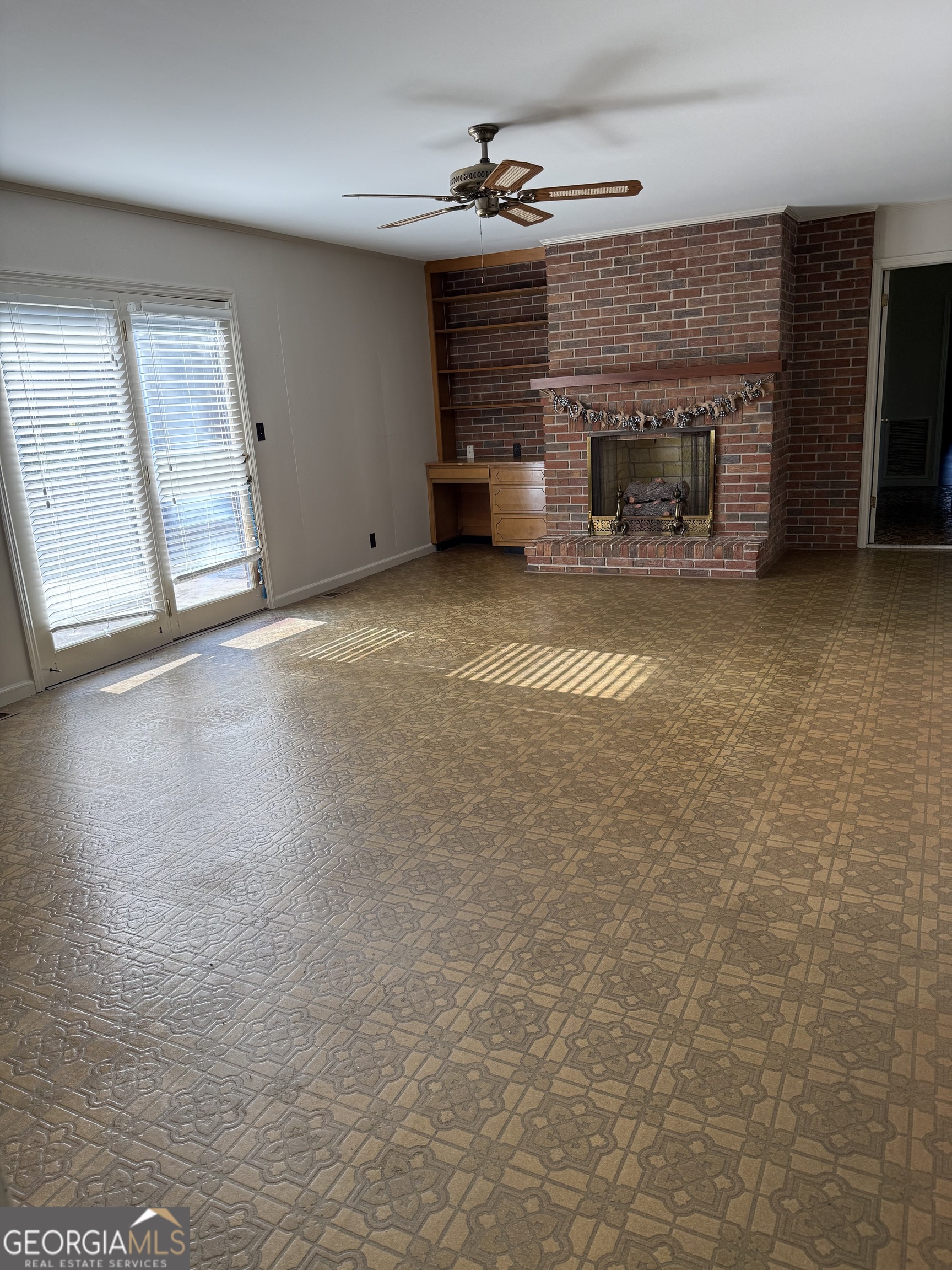 1406 Maplewood Drive Property Photo 12