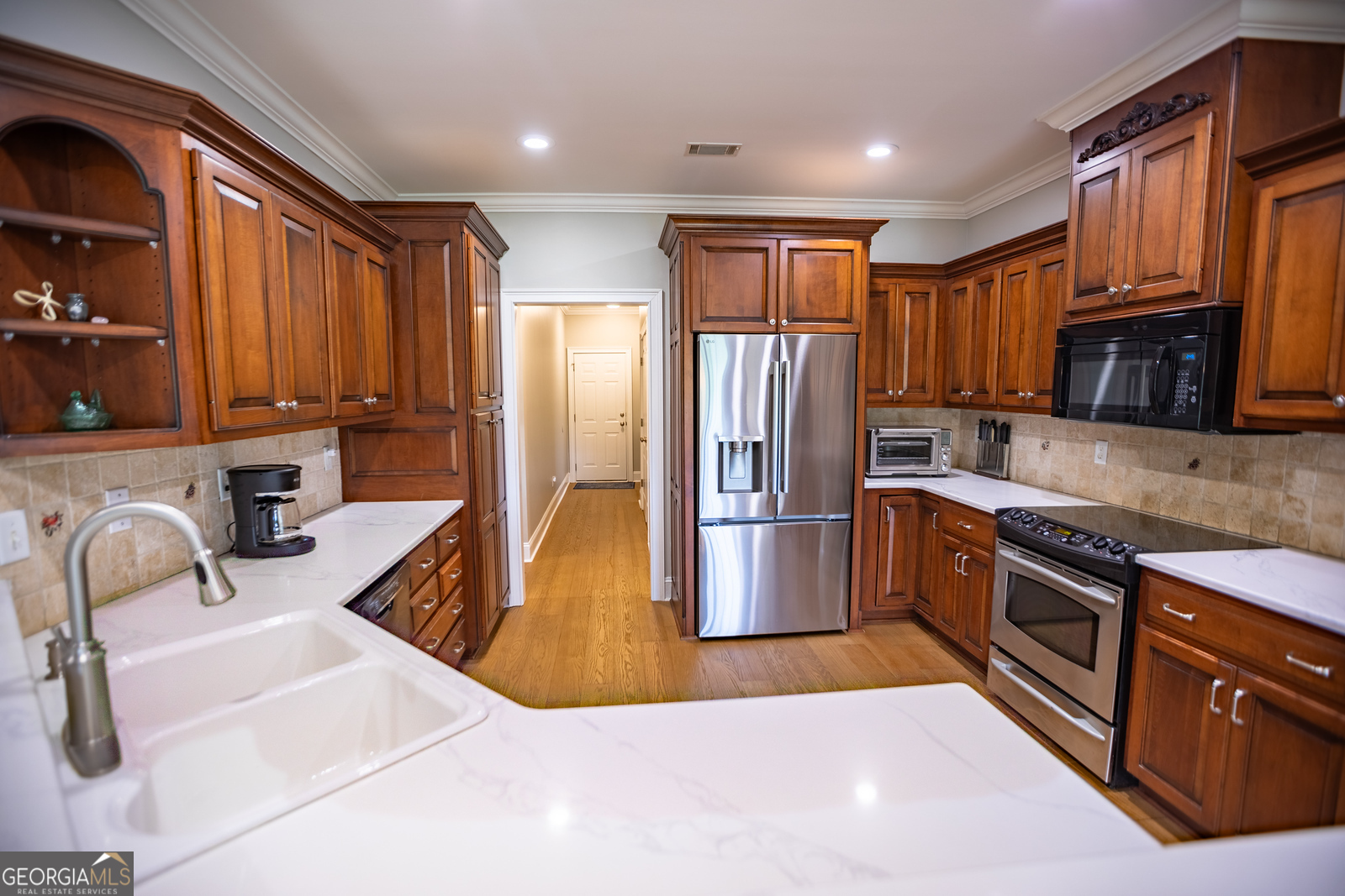 4882 Summit Ridge Road Property Photo 9
