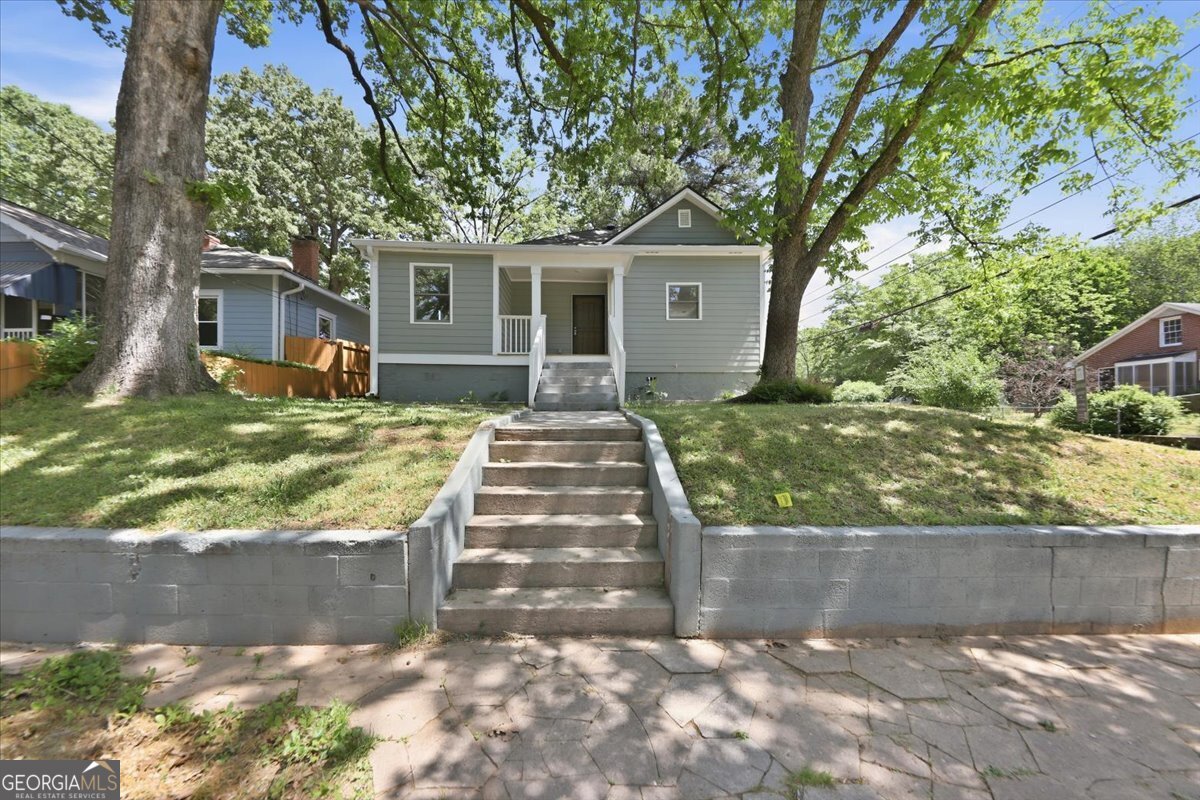 1480 Belmont Avenue Sw Property Photo 3
