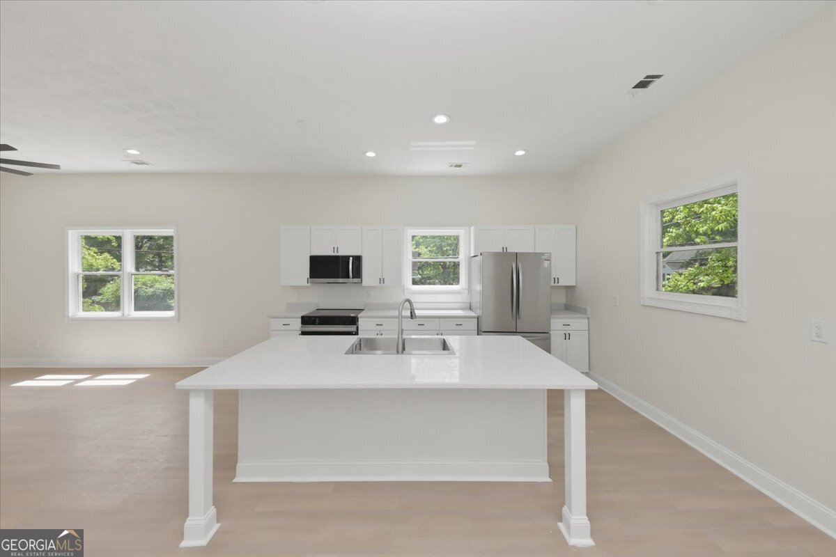 1480 Belmont Avenue Sw Property Photo 5