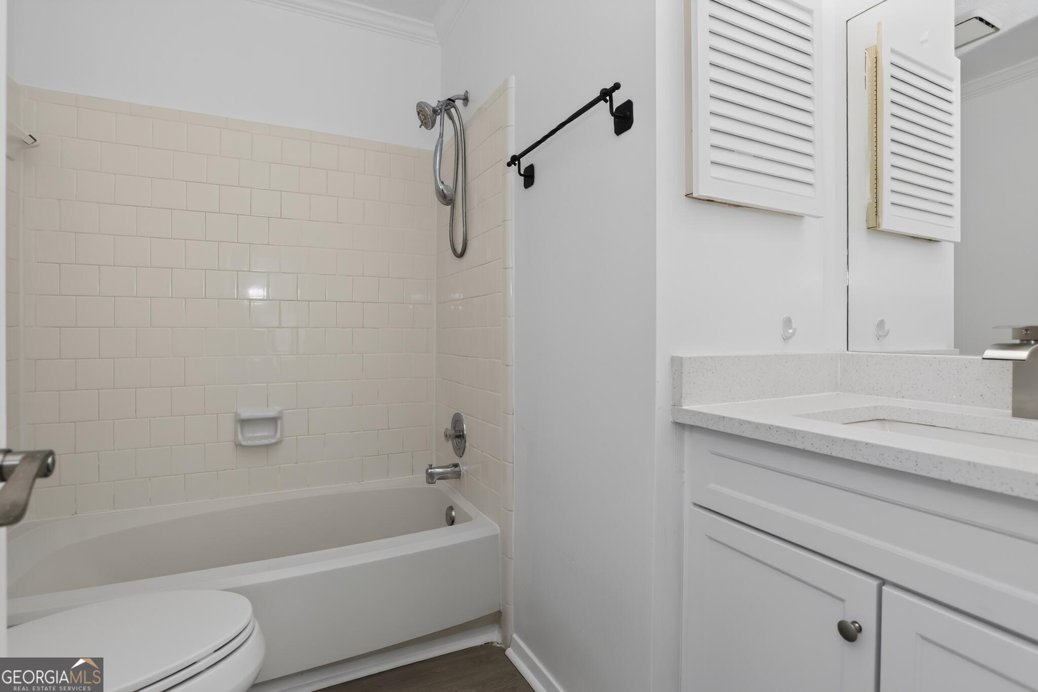 2920 Aspen Woods Entry Property Photo 16