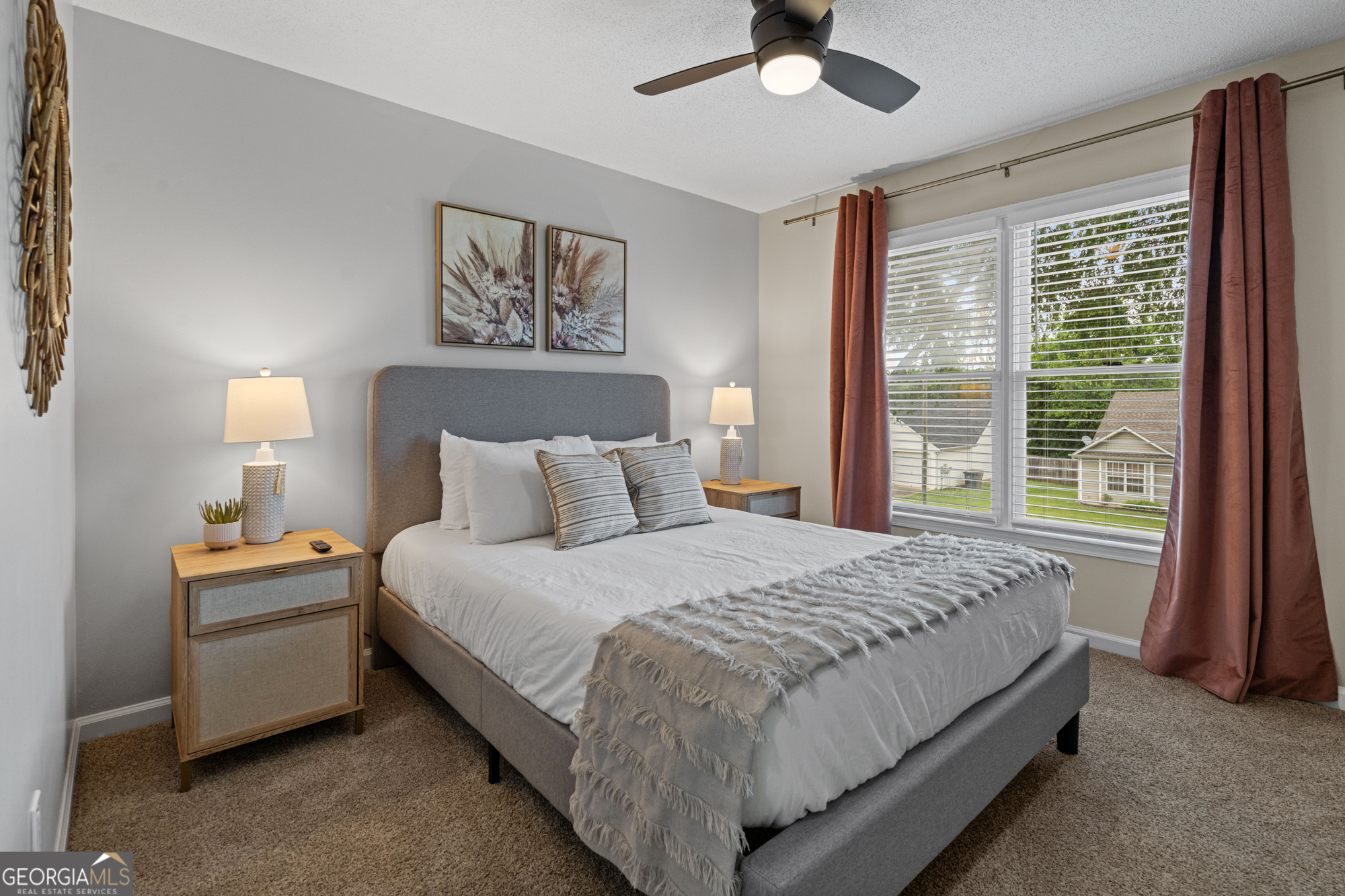 13 Huntcliff Drive Property Photo 3