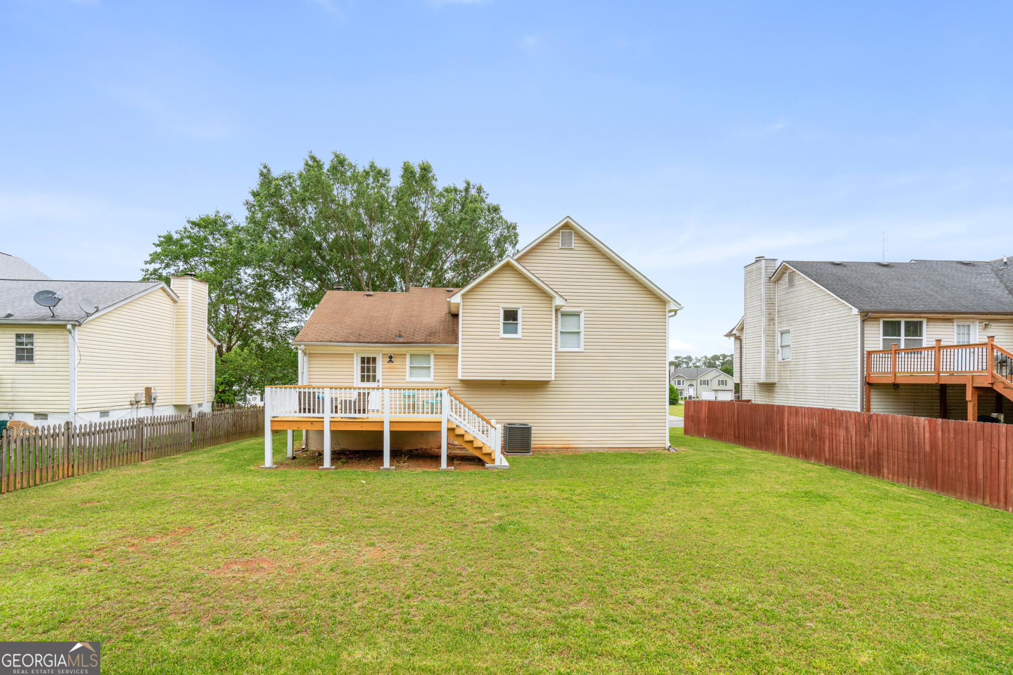 13 Huntcliff Drive Property Photo 26