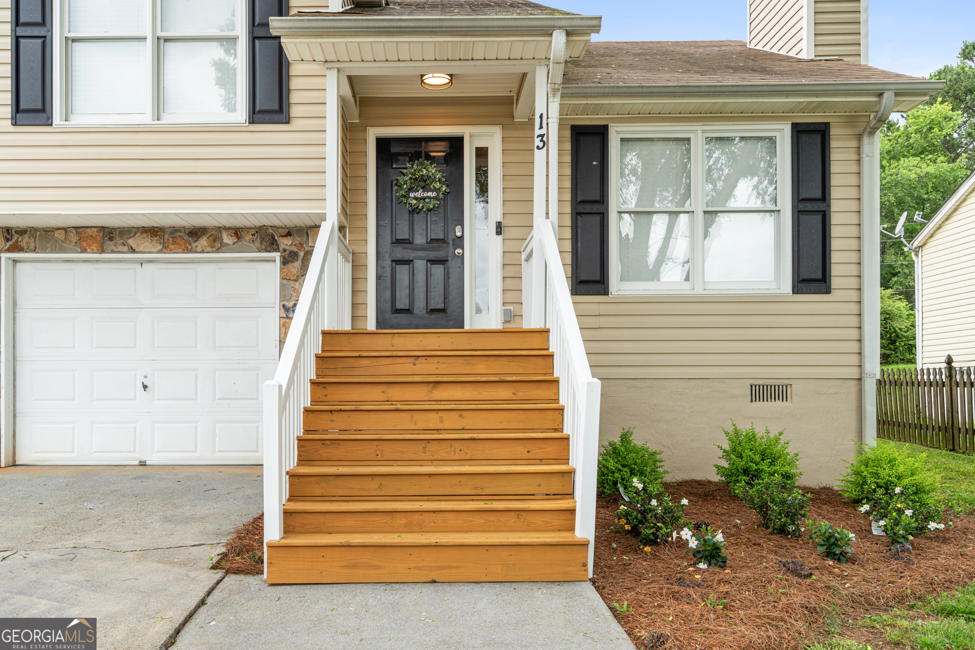 13 Huntcliff Drive Property Photo 30