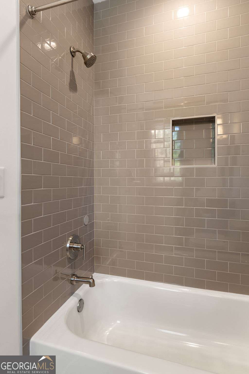 1120 Mado Loop Property Photo 28