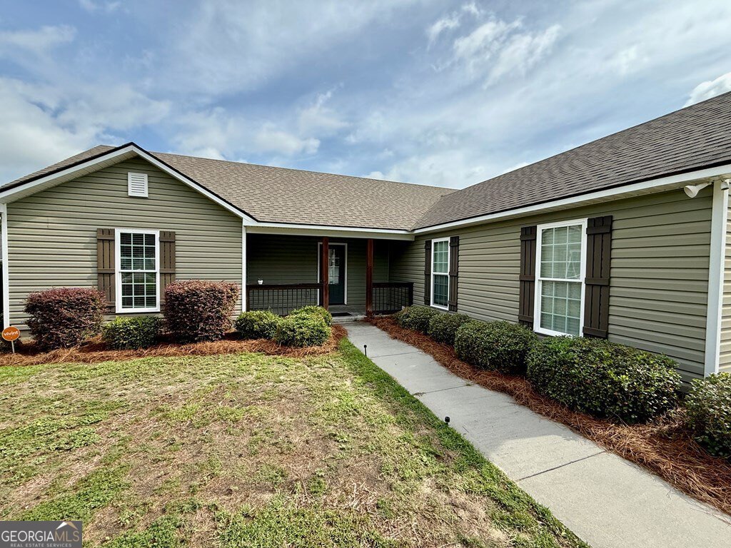 401 Spanish Moss Lane Property Photo 2