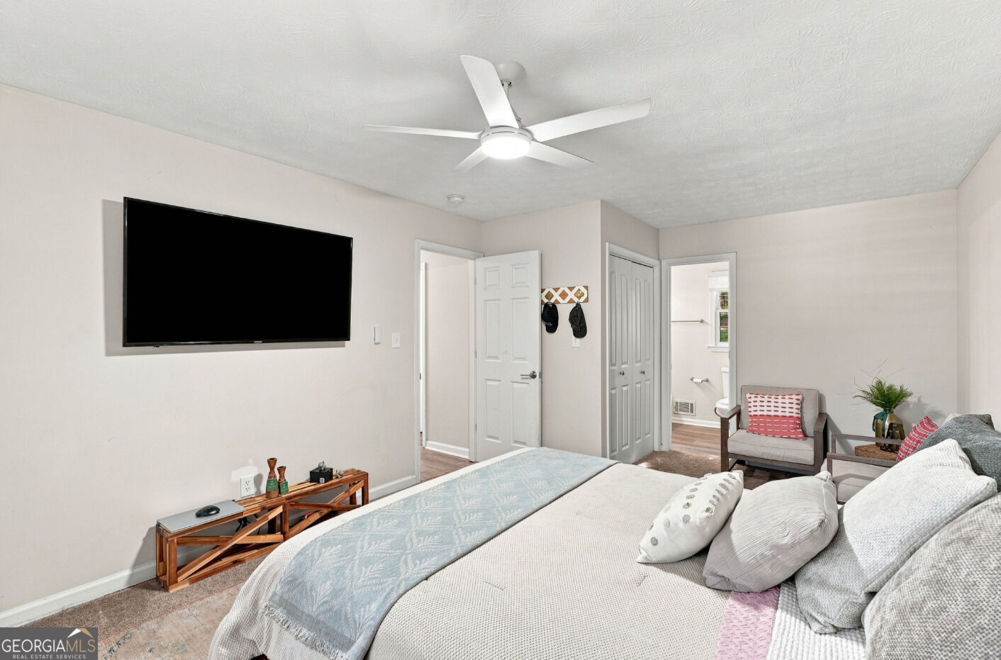 137 Landing Lane Property Photo 16
