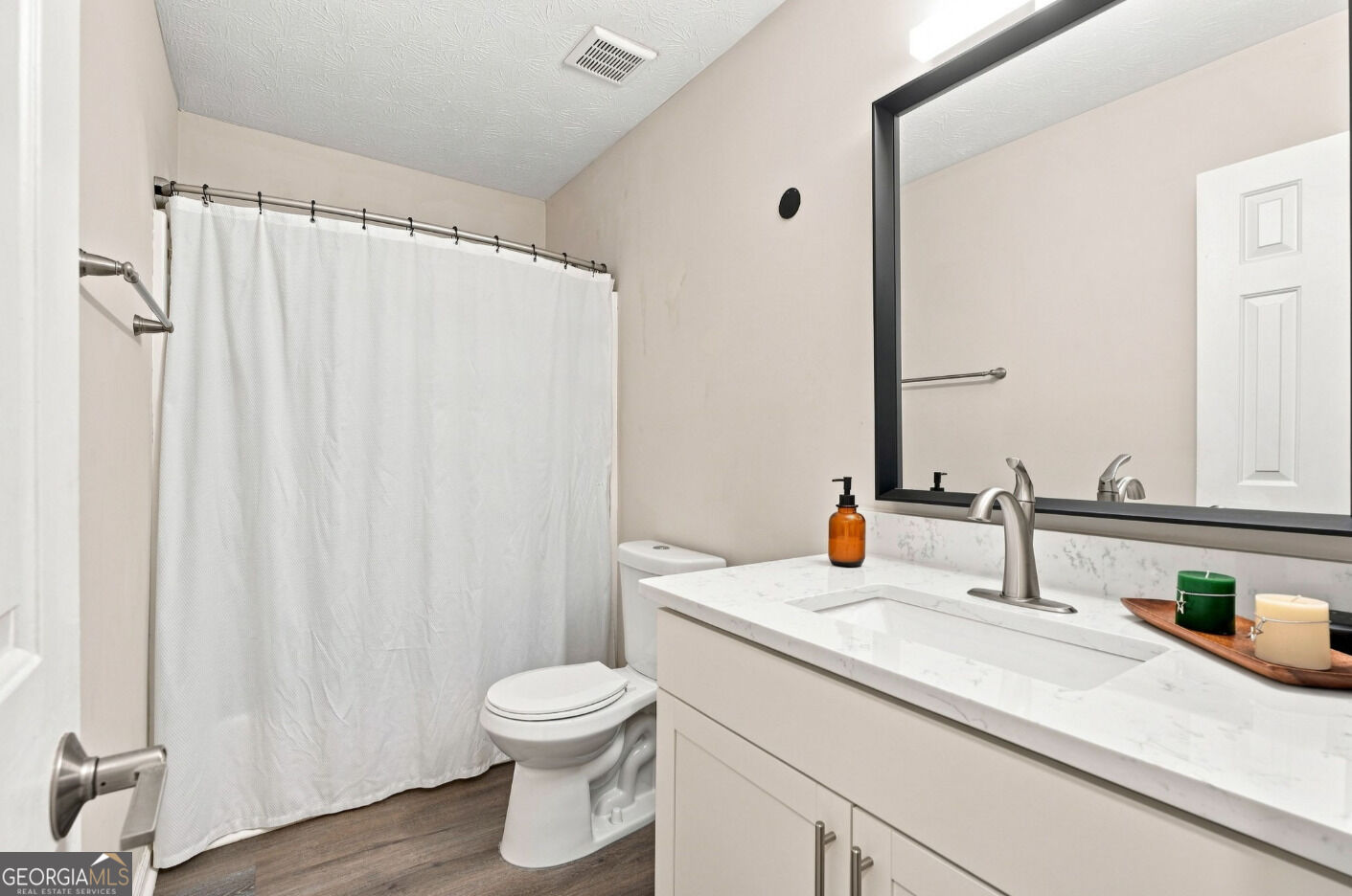 137 Landing Lane Property Photo 34