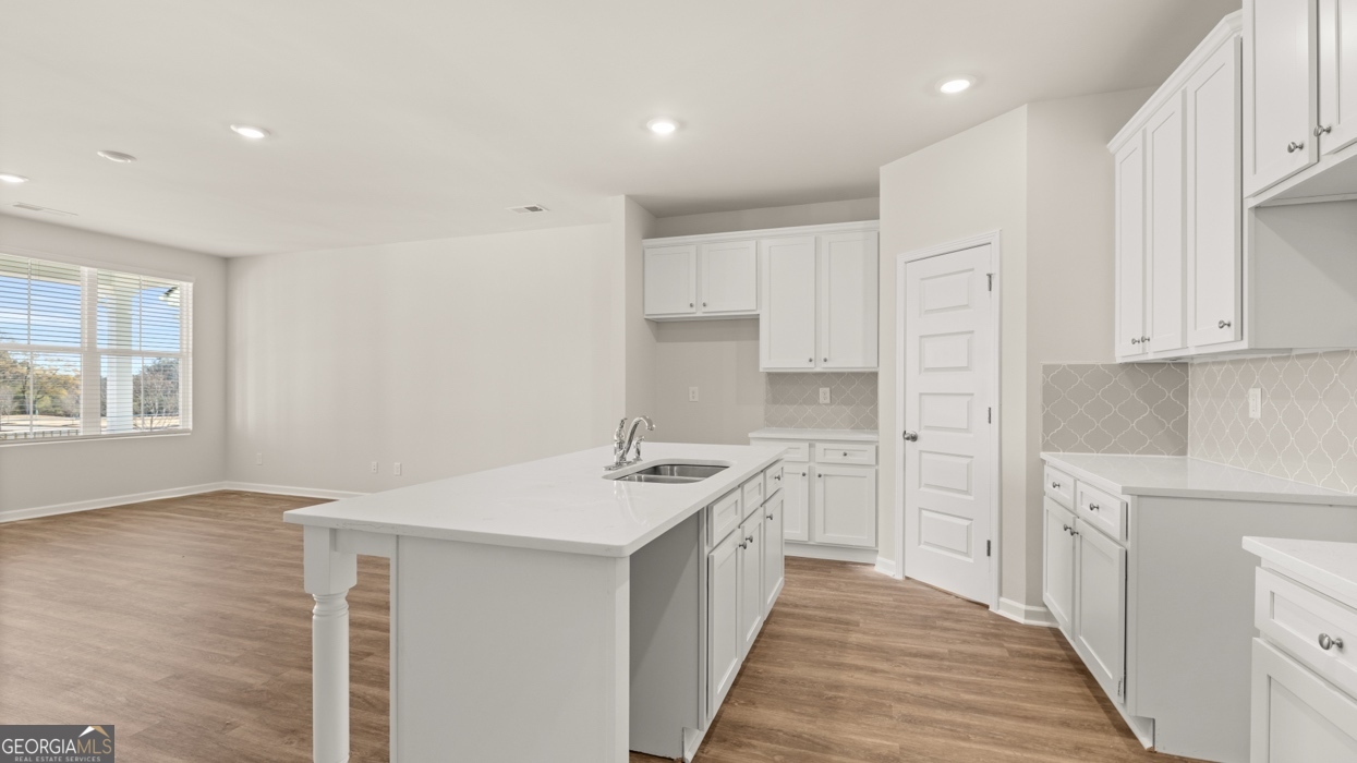 343 Tate Street Property Photo 15