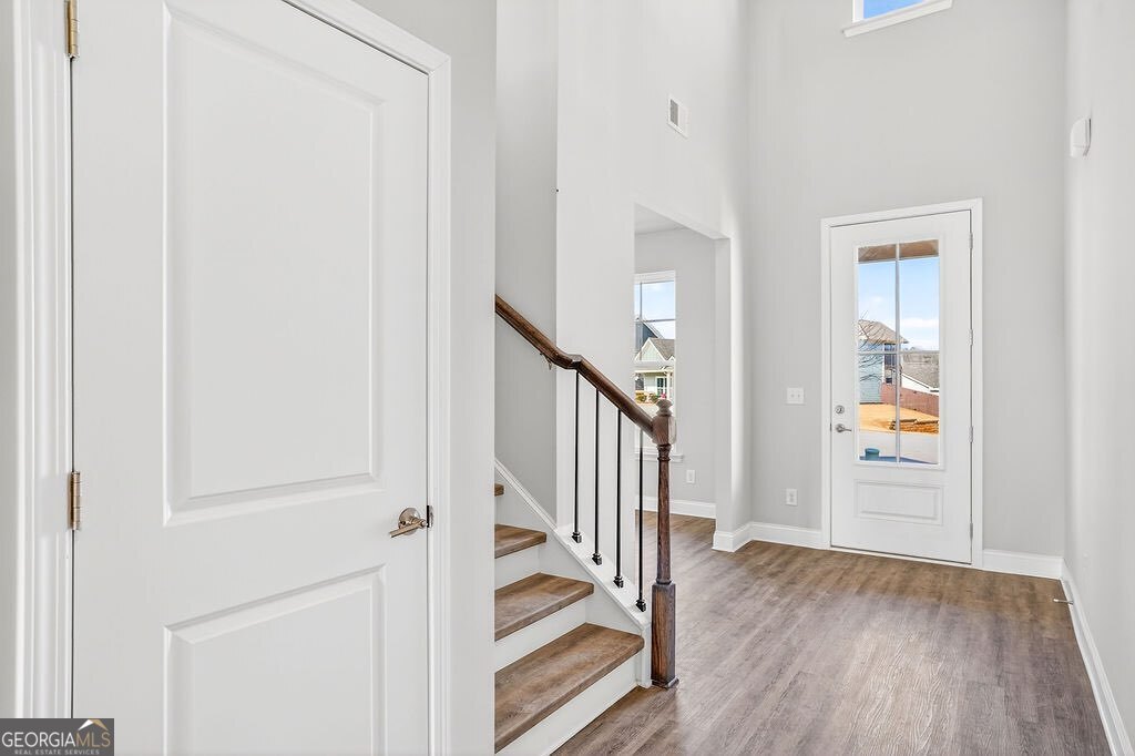 161 Applewood Way Property Photo 2