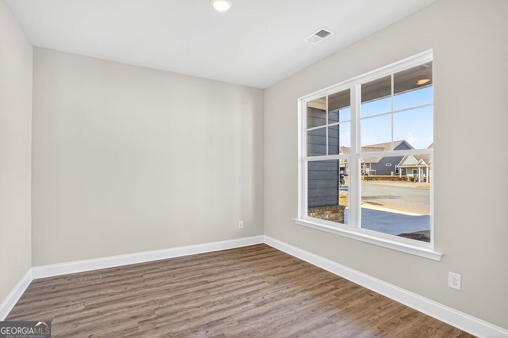 161 Applewood Way Property Photo 4