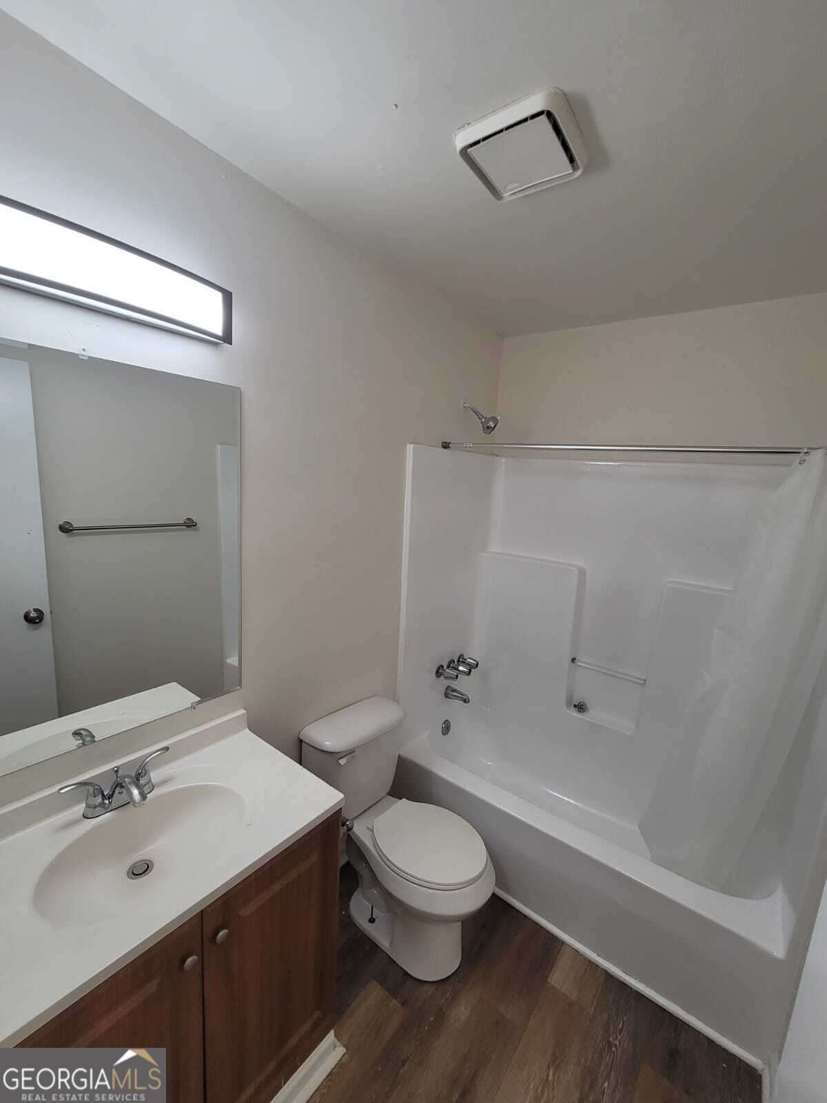 432 Atwood Street Property Photo 8