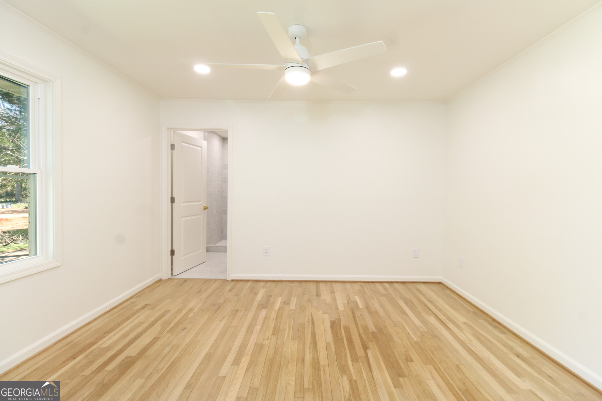 100 Williamsburg Lane Property Photo 18