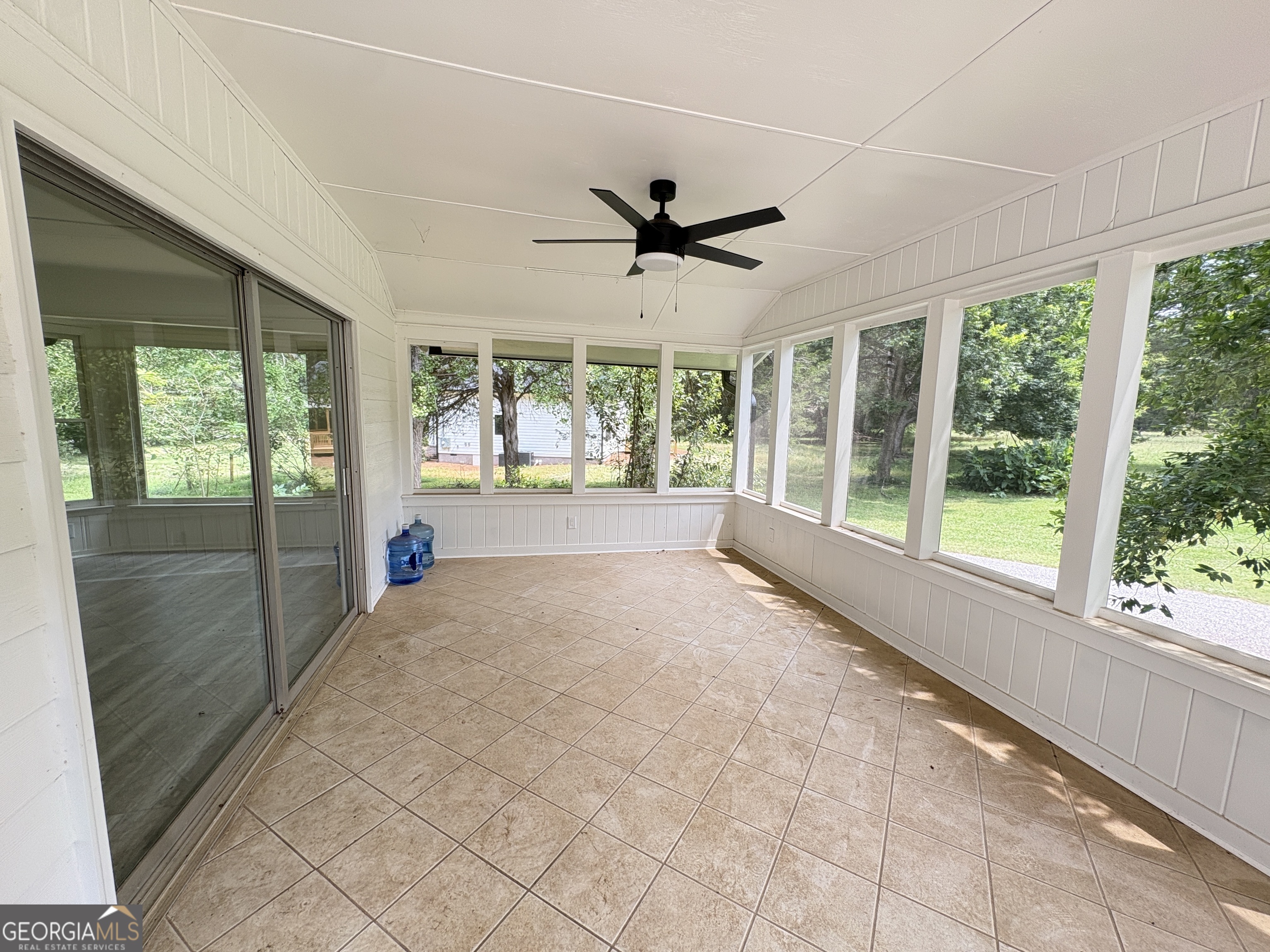 100 Williamsburg Lane Property Photo 31