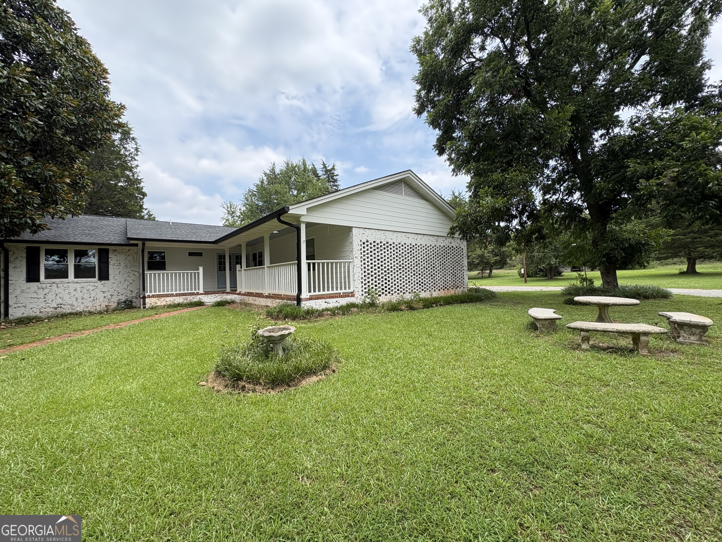 100 Williamsburg Lane Property Photo 35