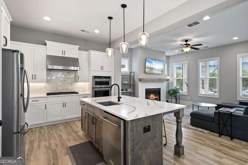 2018 Cobblestone Way Property Photo 11