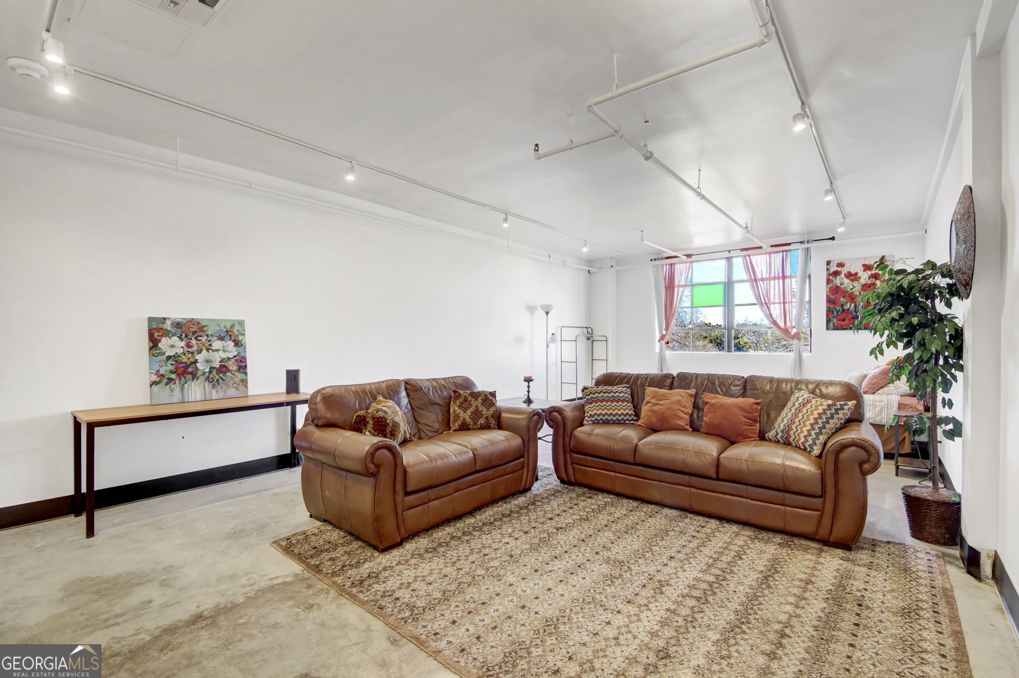 1805 Harvard Avenue # 305 Property Photo 6