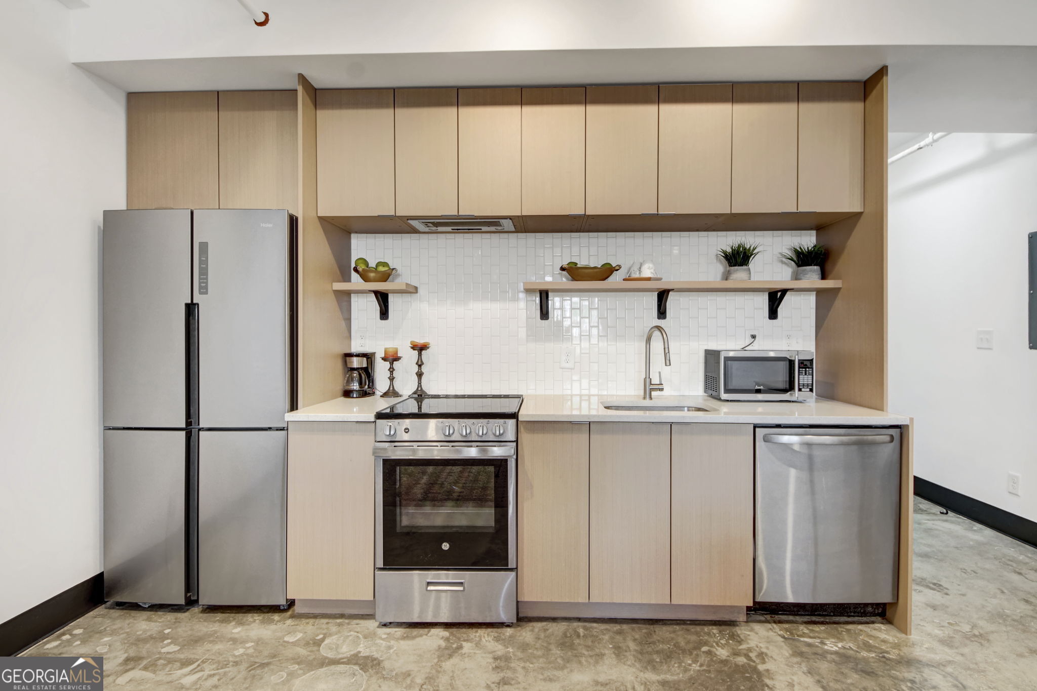 1805 Harvard Avenue # 305 Property Photo 8