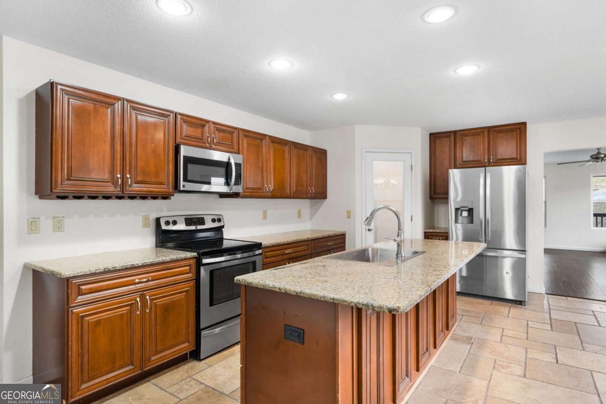 2636 Misty Creek Lane Property Photo 10