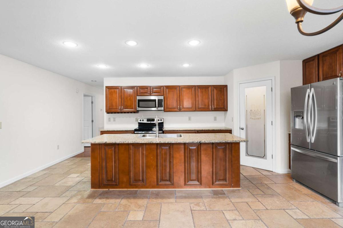 2636 Misty Creek Lane Property Photo 12