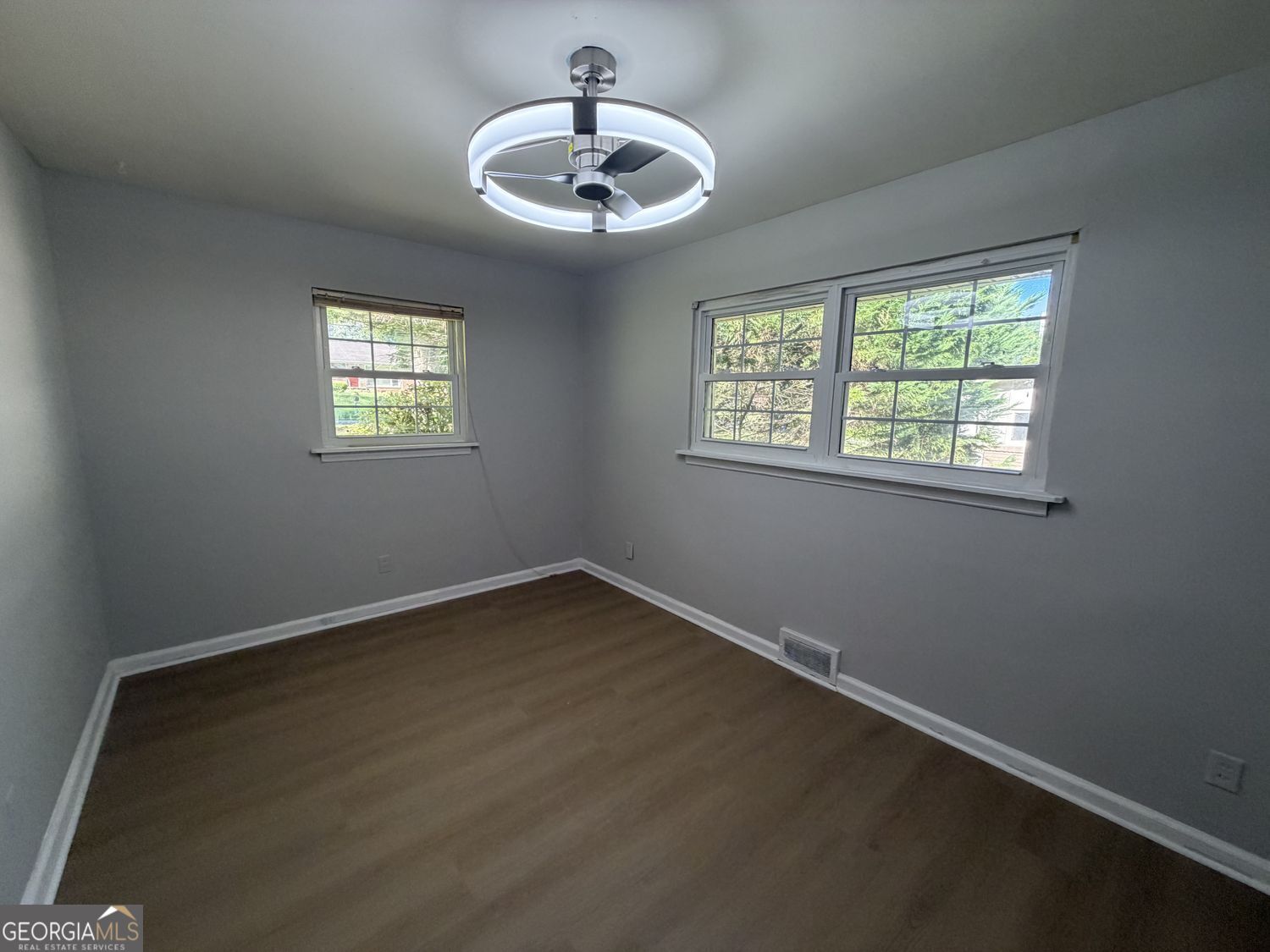 2726 Hollywood Drive Property Photo 10