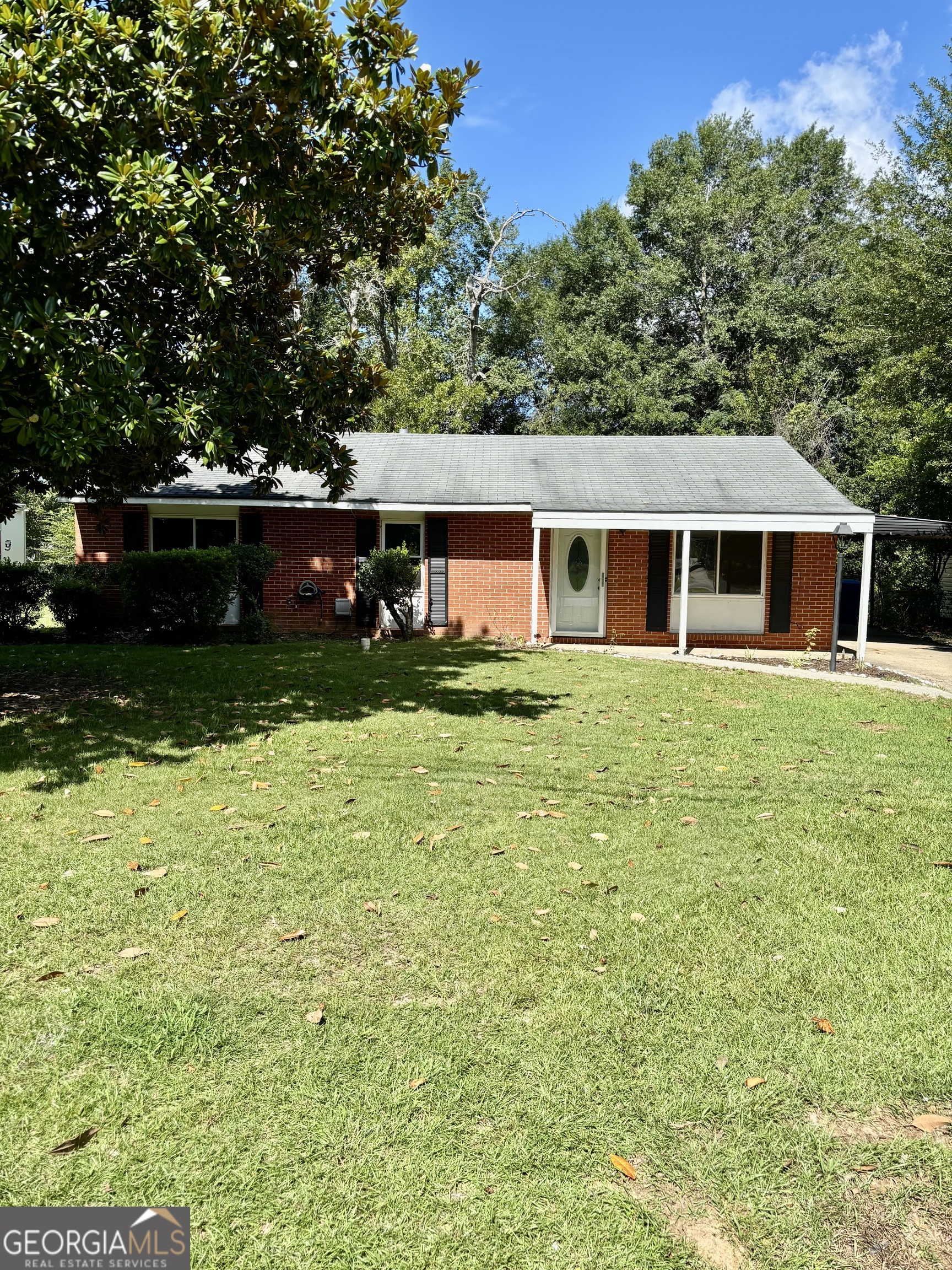 709 Parkwood Drive Property Photo 1