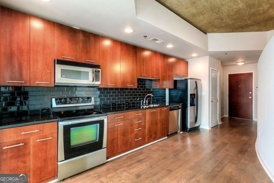 3324 Peachtree Road Ne # 1403 Property Photo 6