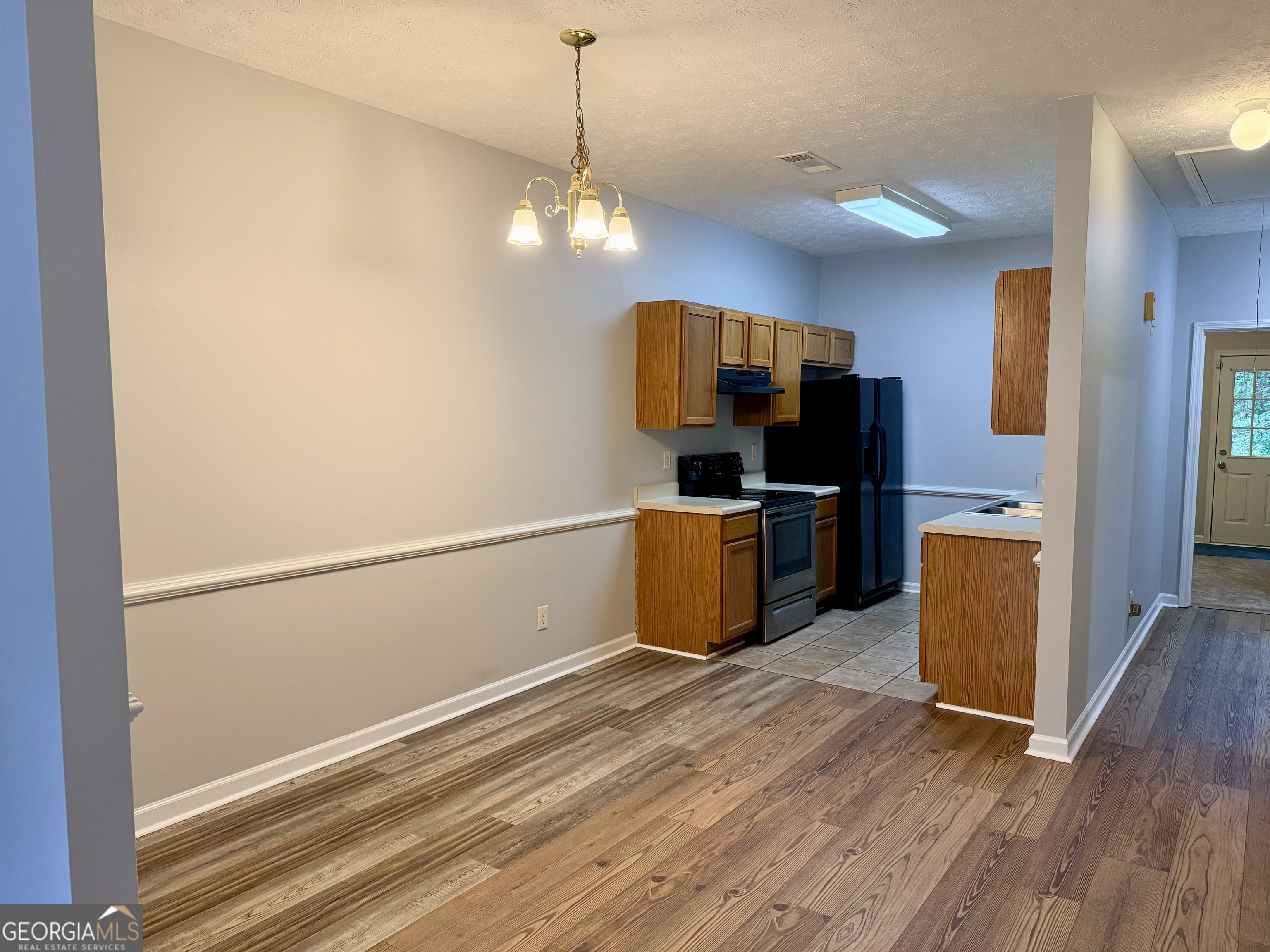 746 Boston Common Property Photo 4