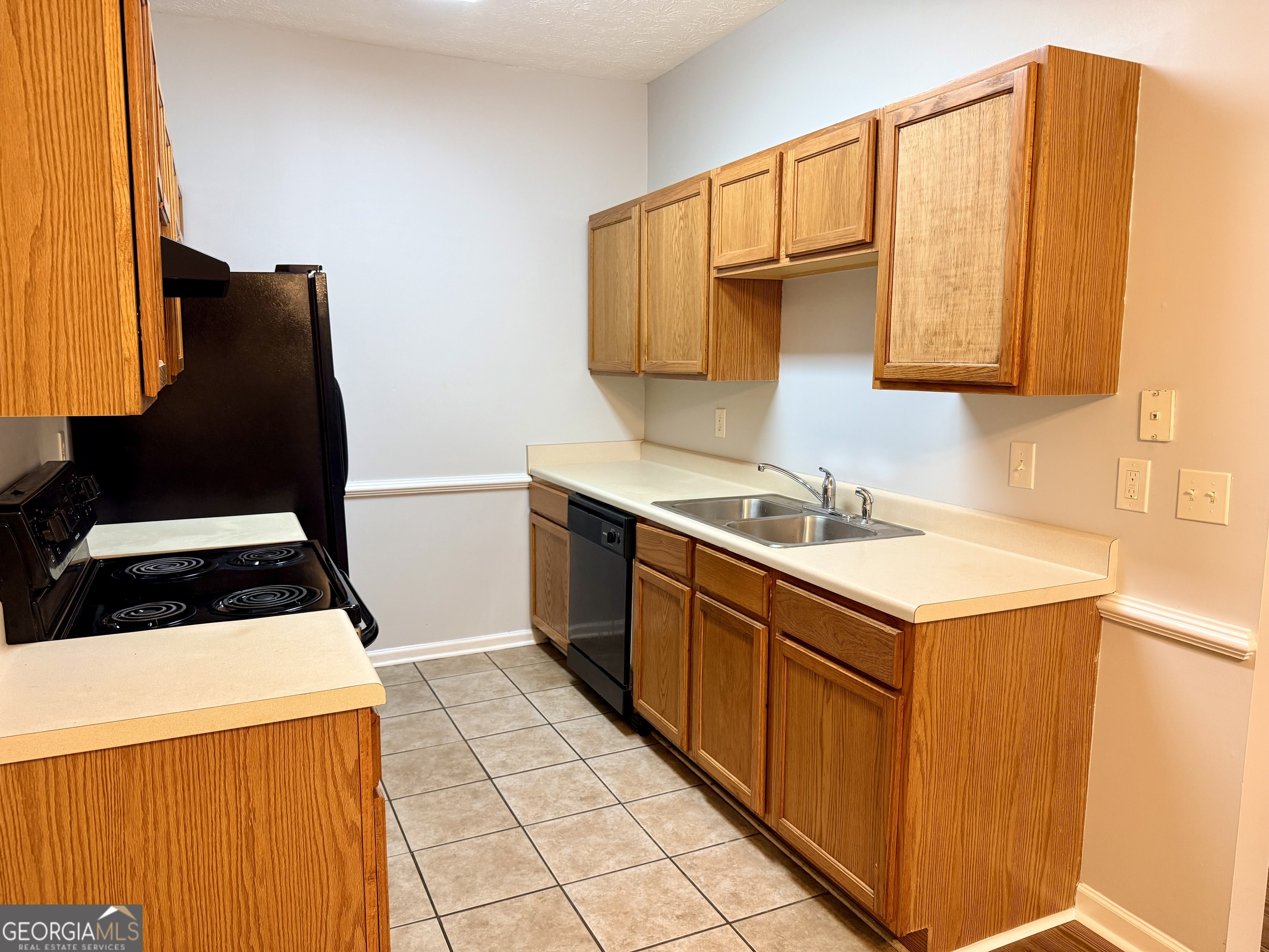 746 Boston Common Property Photo 5