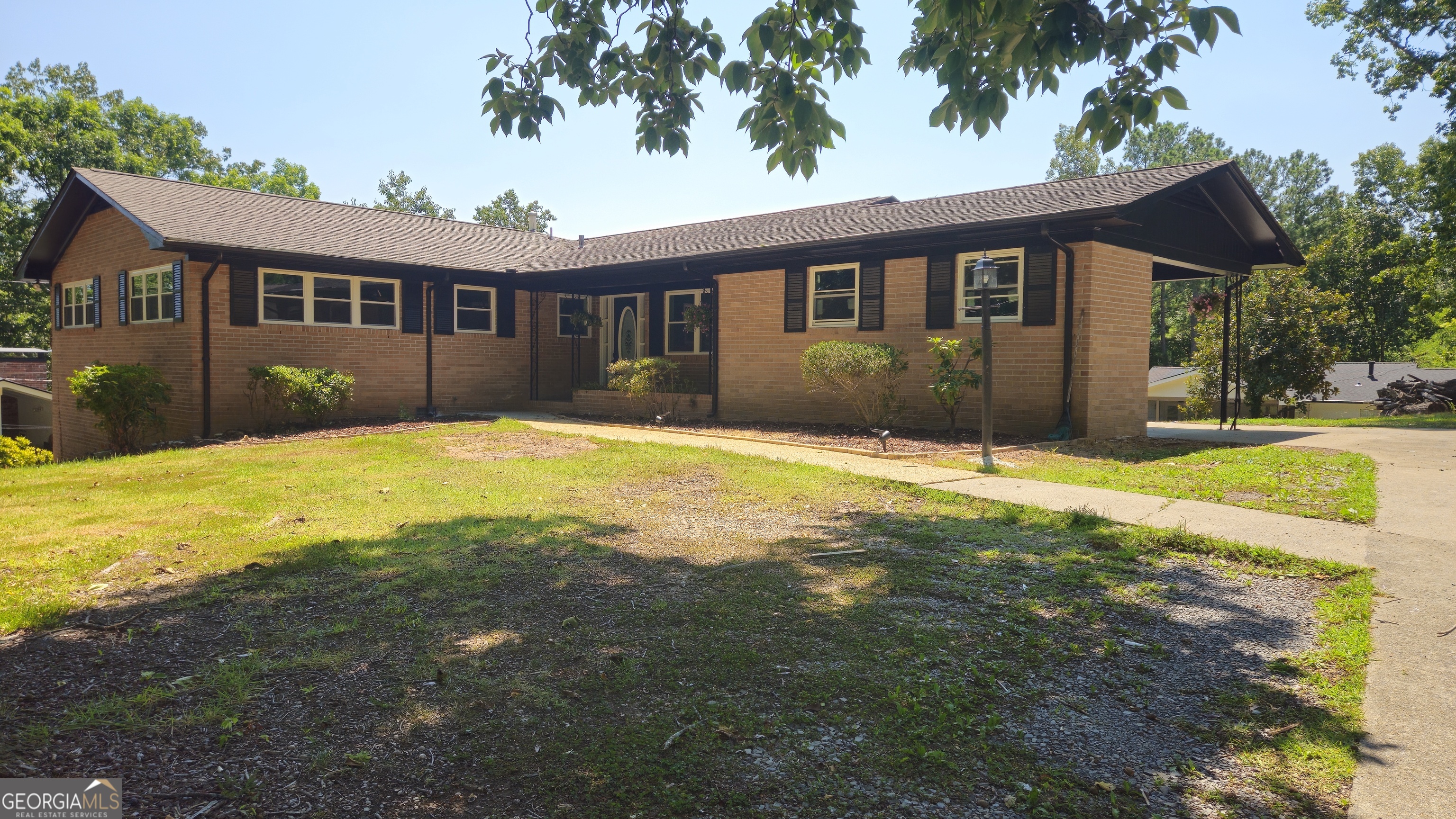 1305 Dana Drive Property Photo 1